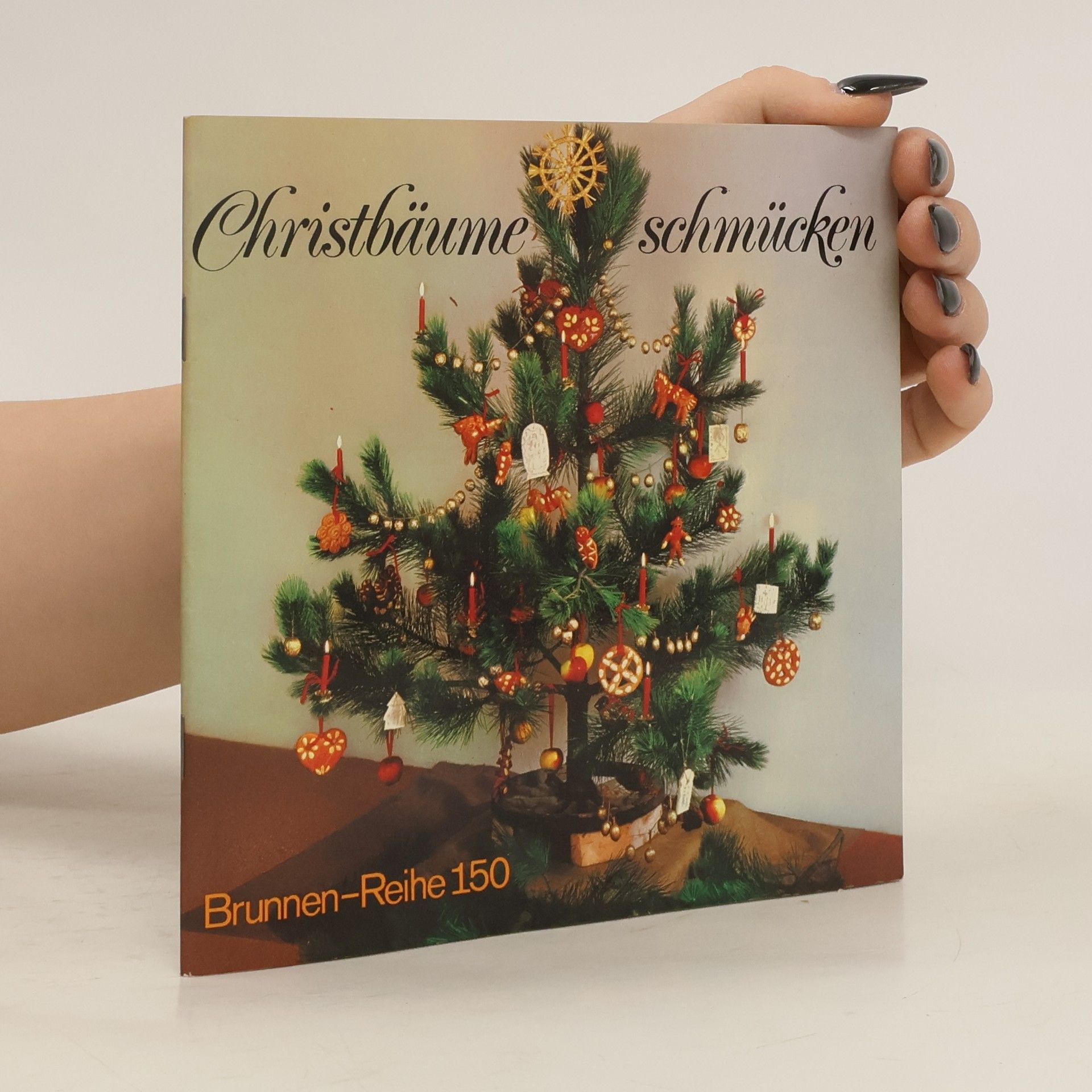 Rosl Brandmayer Christbäume schmücken