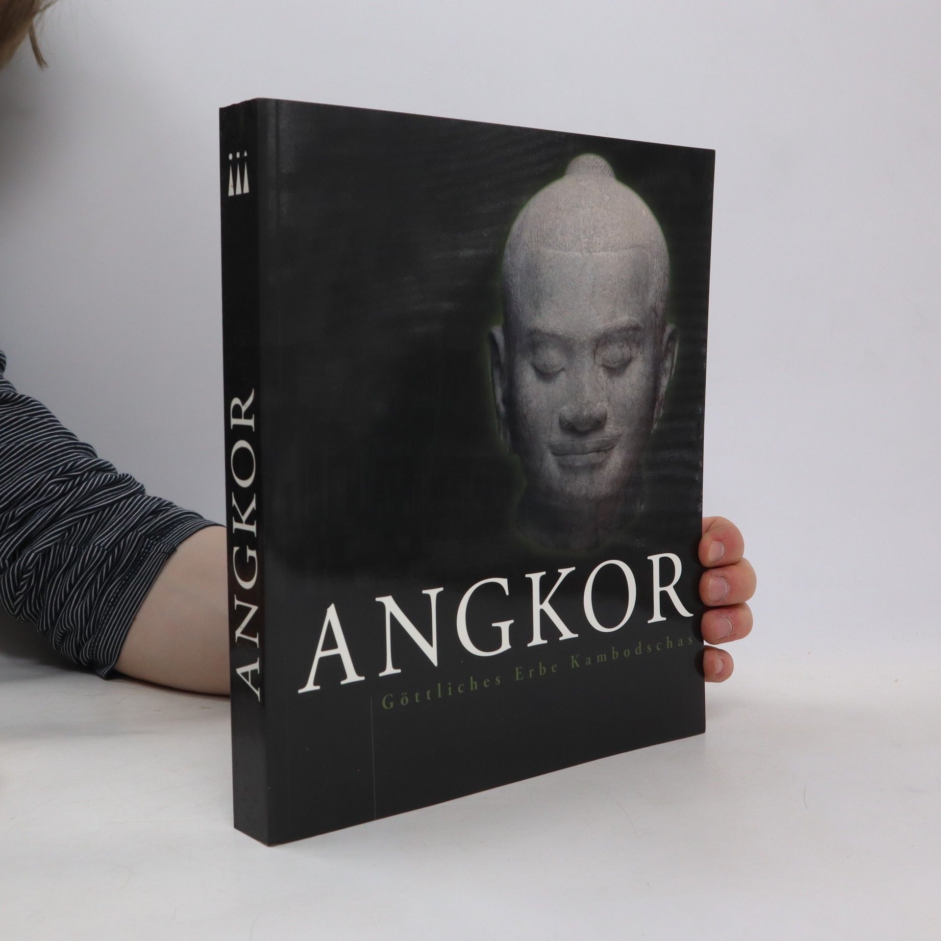 Wibke Lobo Angkor: Göttliches Erbe Kambodschas