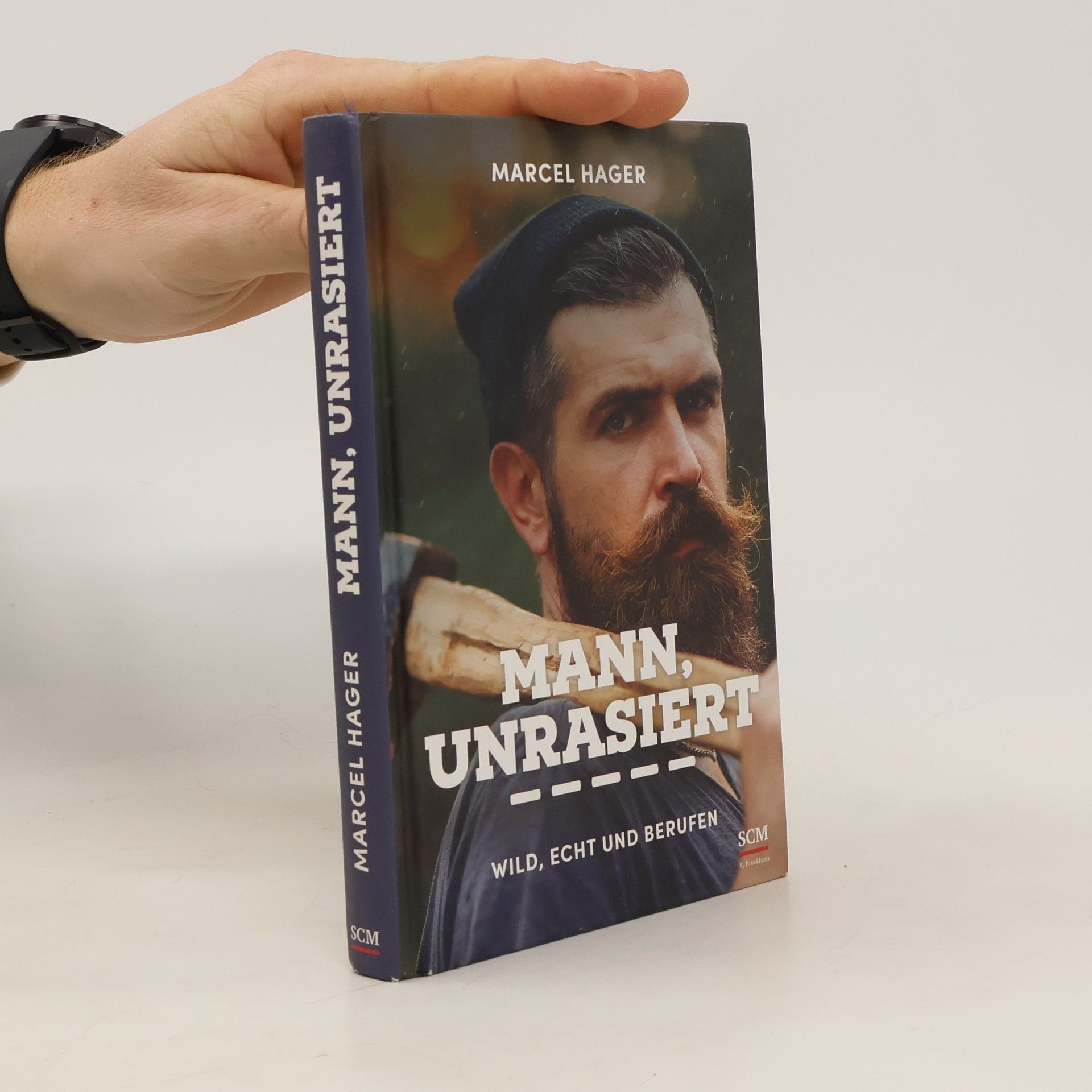 Marcel Hager Mann, unrasiert