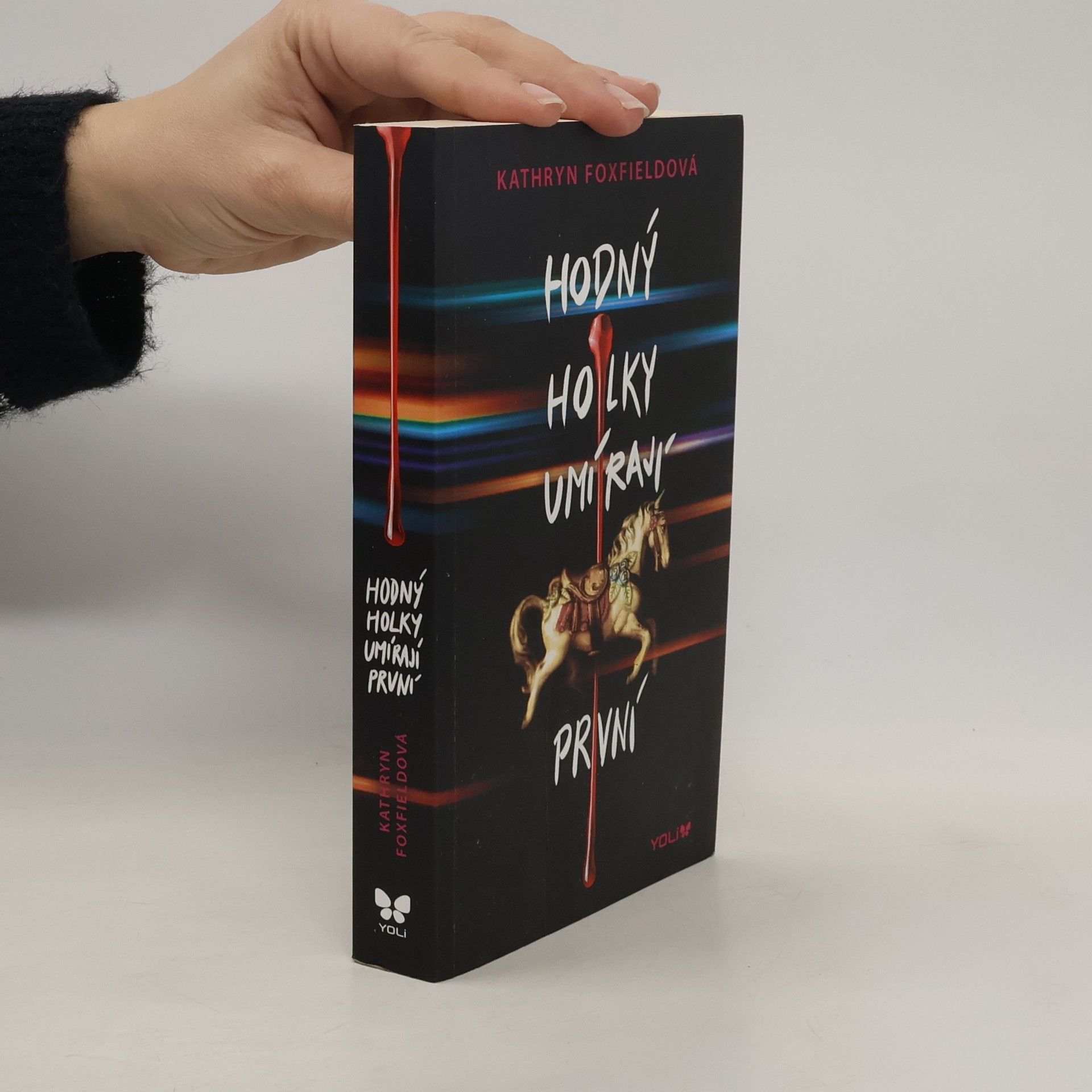 Kathryn Foxfield Hodný holky umírají první
