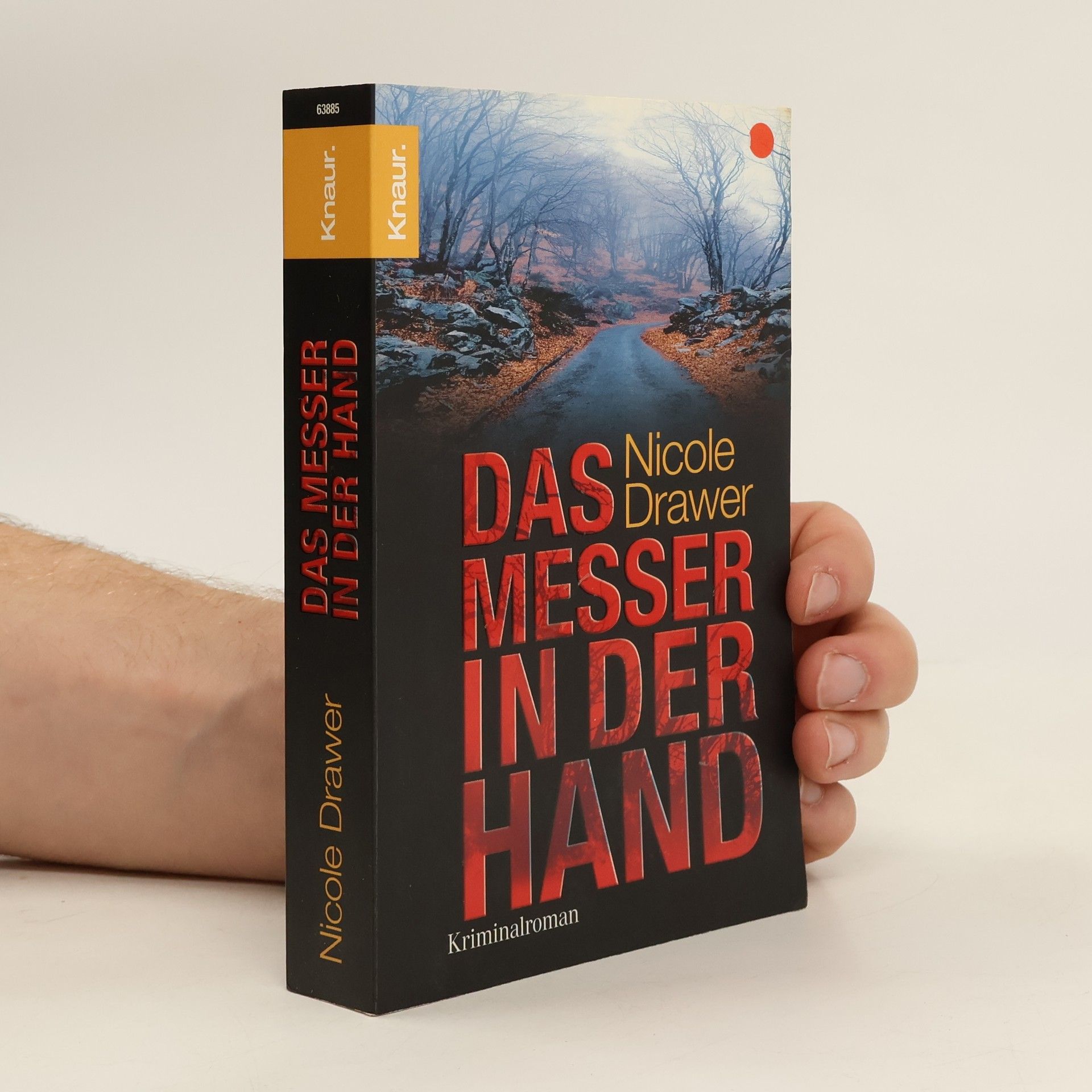 Nicole Drawer Das Messer in der Hand
