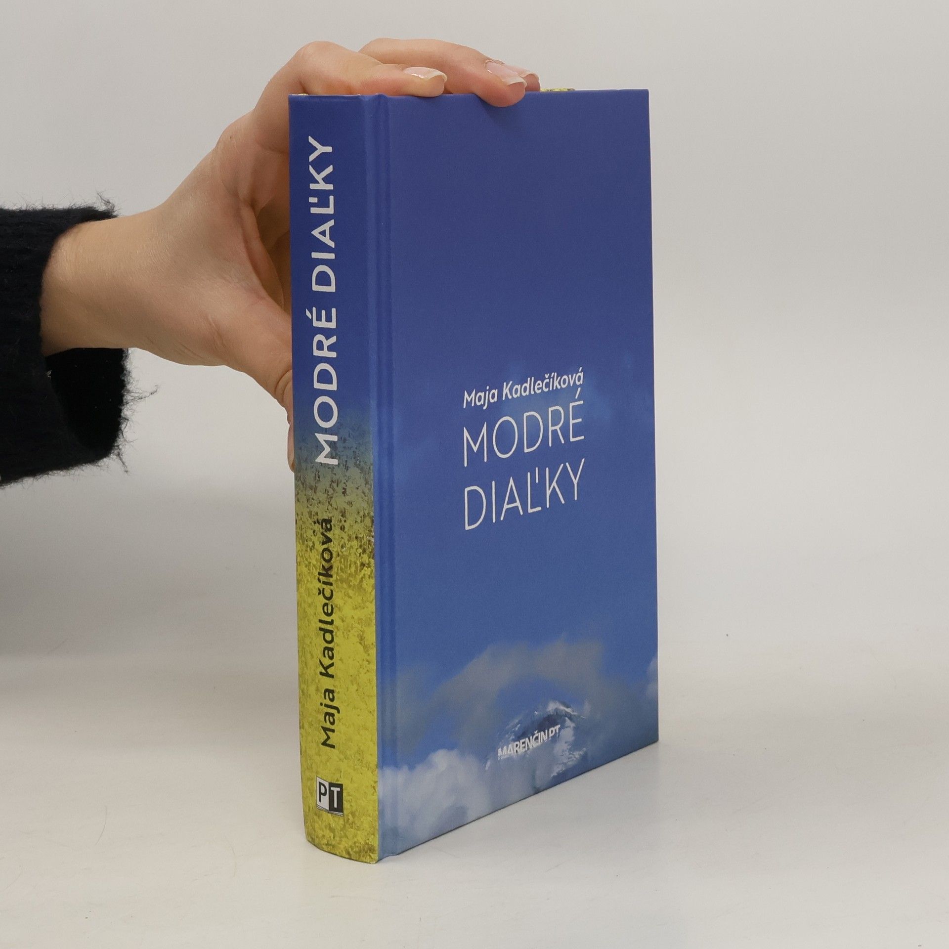 Maja Kadlečková Modré diaľky