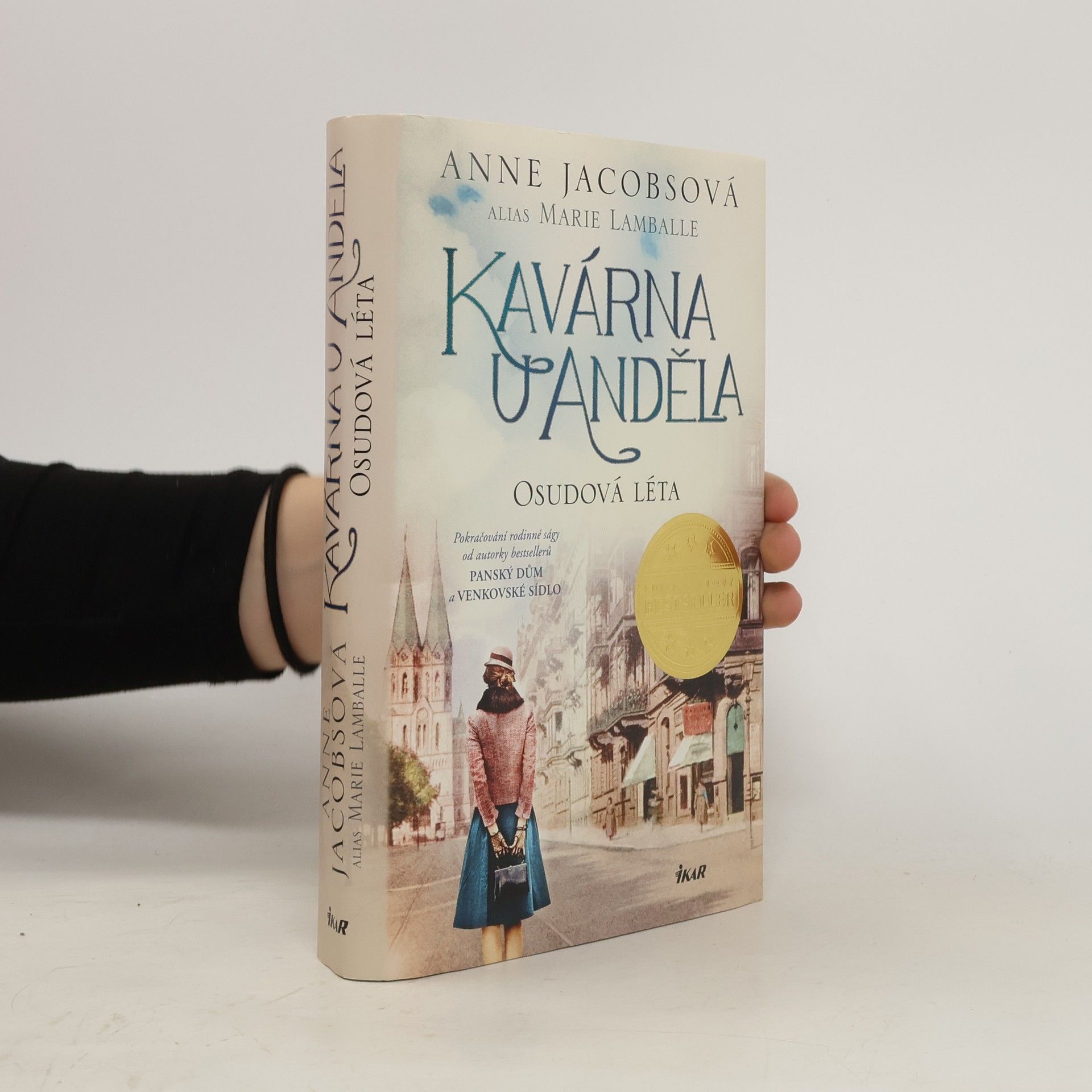Anne Jacobs Kavárna U Anděla 2. Osudová léta
