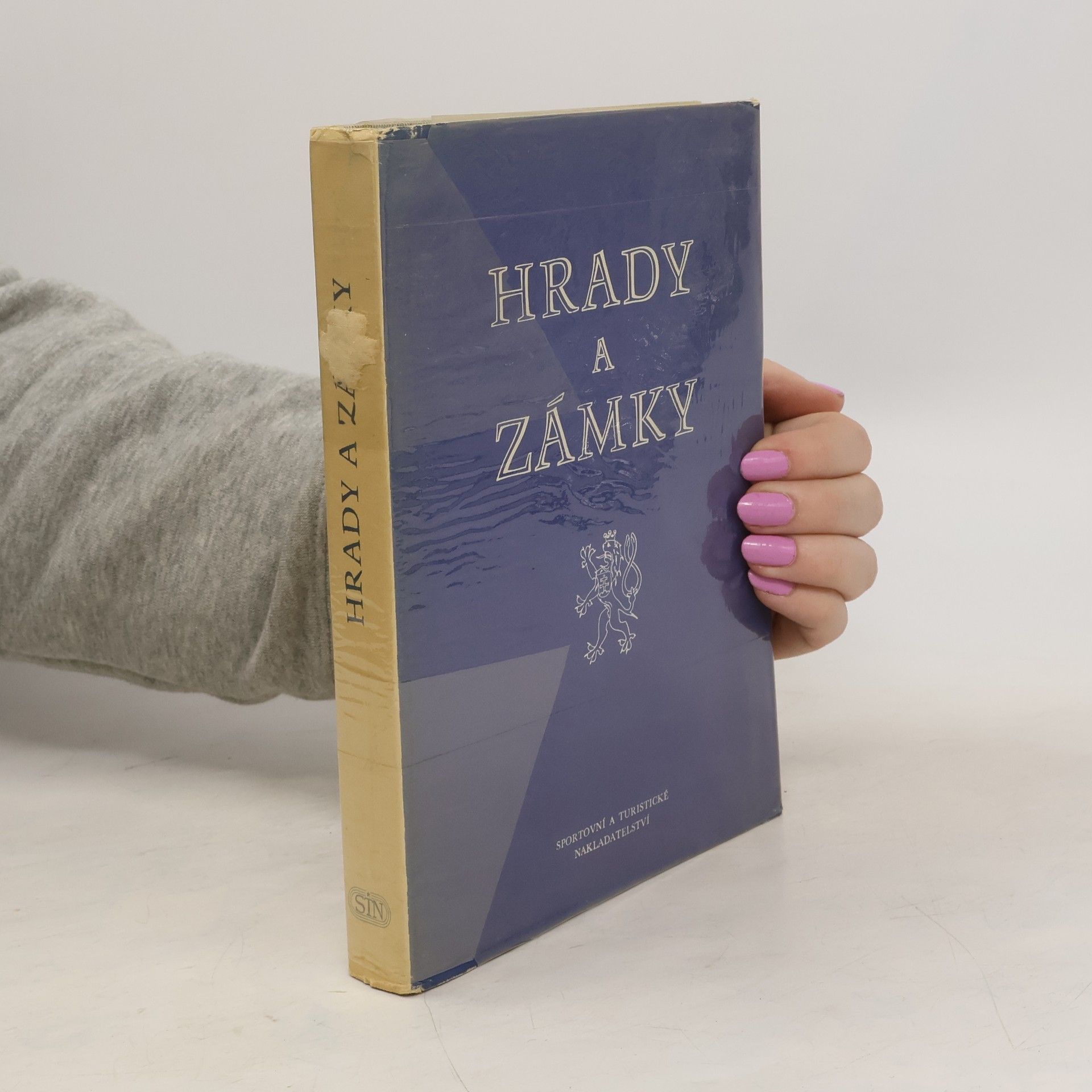 kolektiv Hrady a zámky