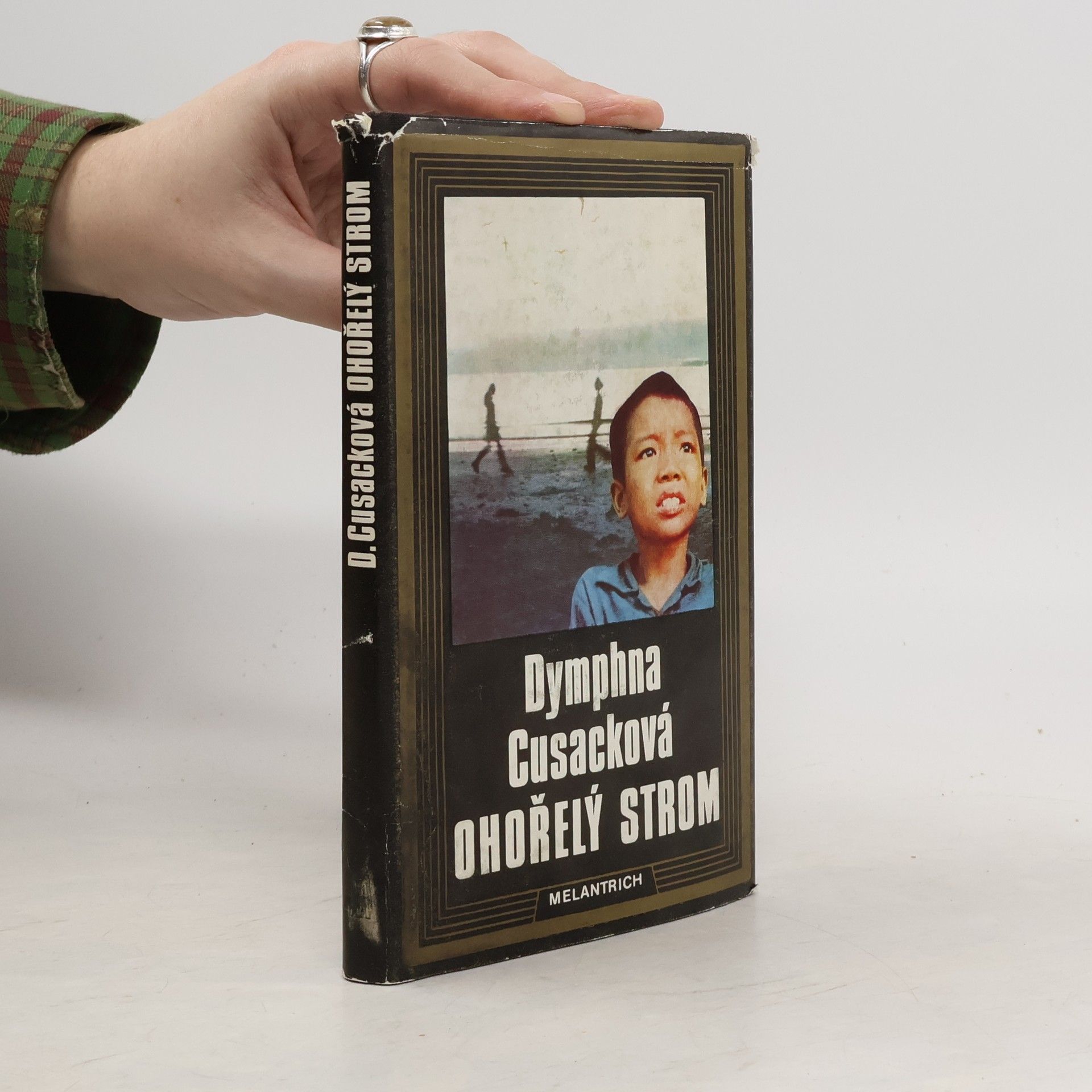 Dymphna Cusack Ohořelý strom