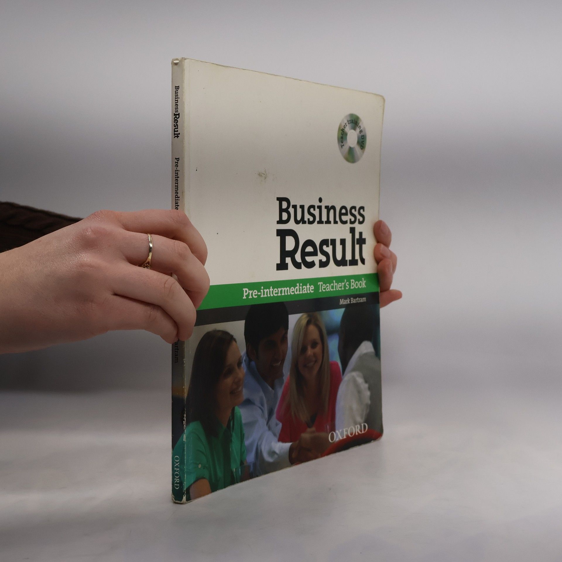 Mark Bartram Business Result: Pre-Intermediate: Teacher´s Book Pack : Business Result Teacher´s Book with Teacher Training DVD