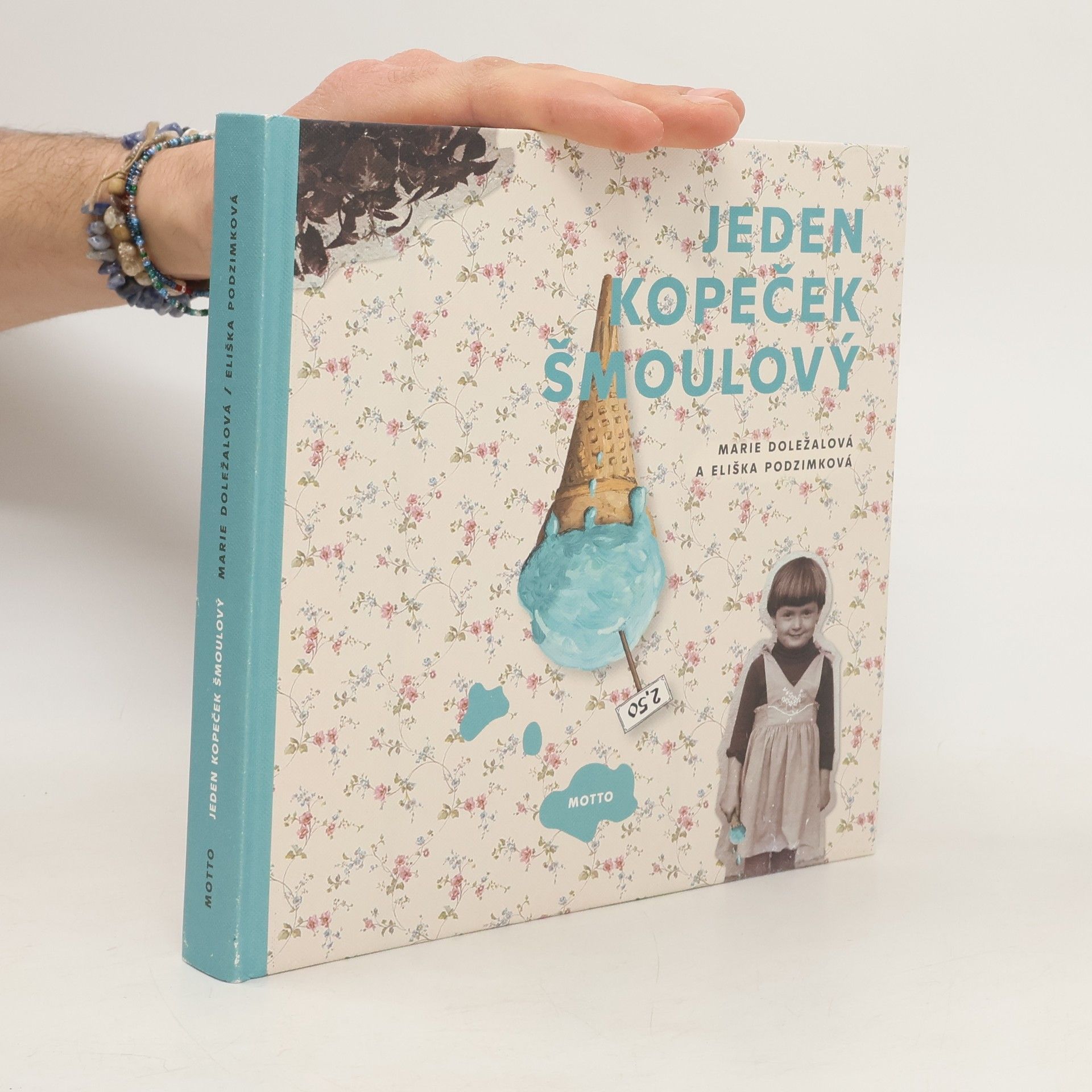 Marie Doležalová Jeden kopeček šmoulový