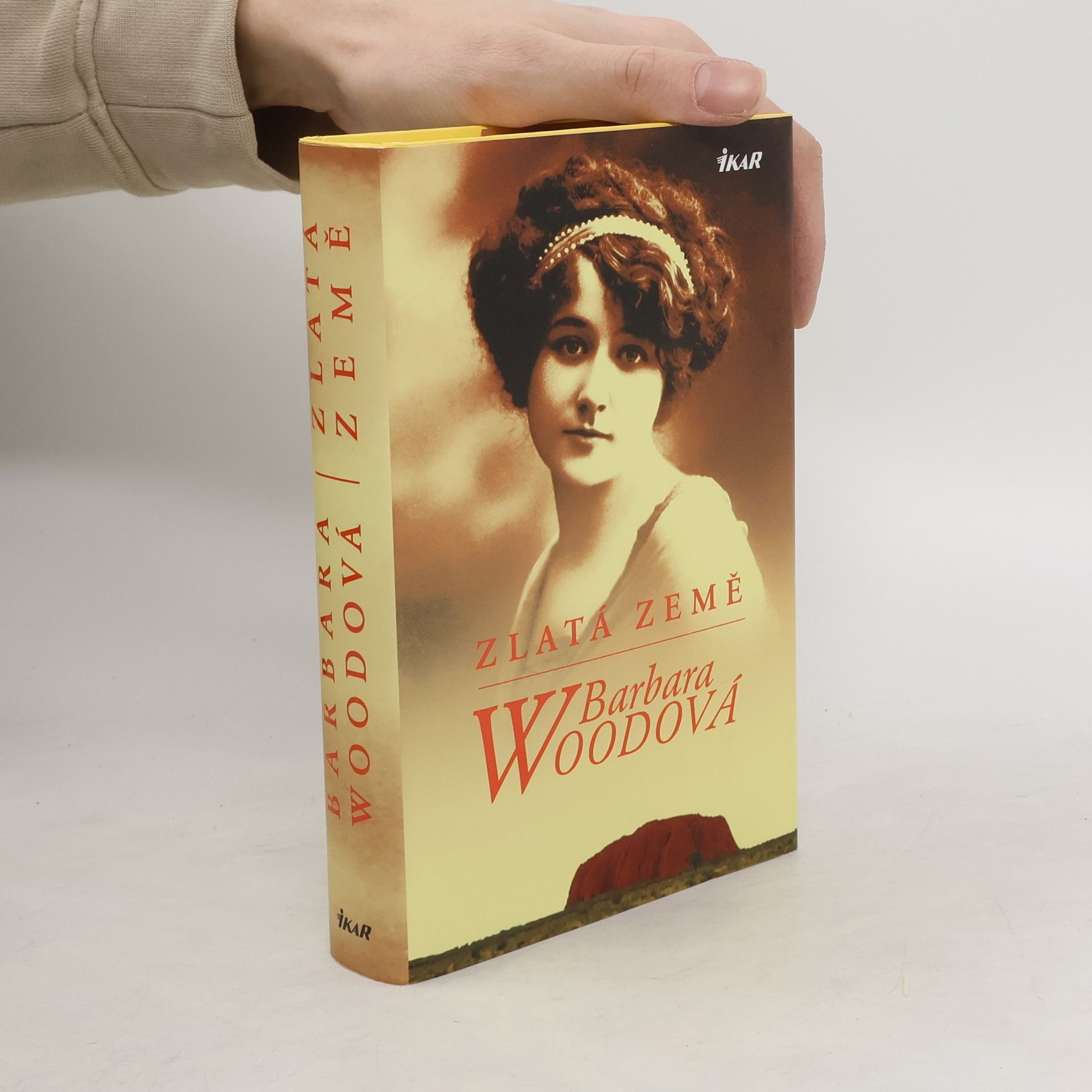 Barbara Wood Zlatá země