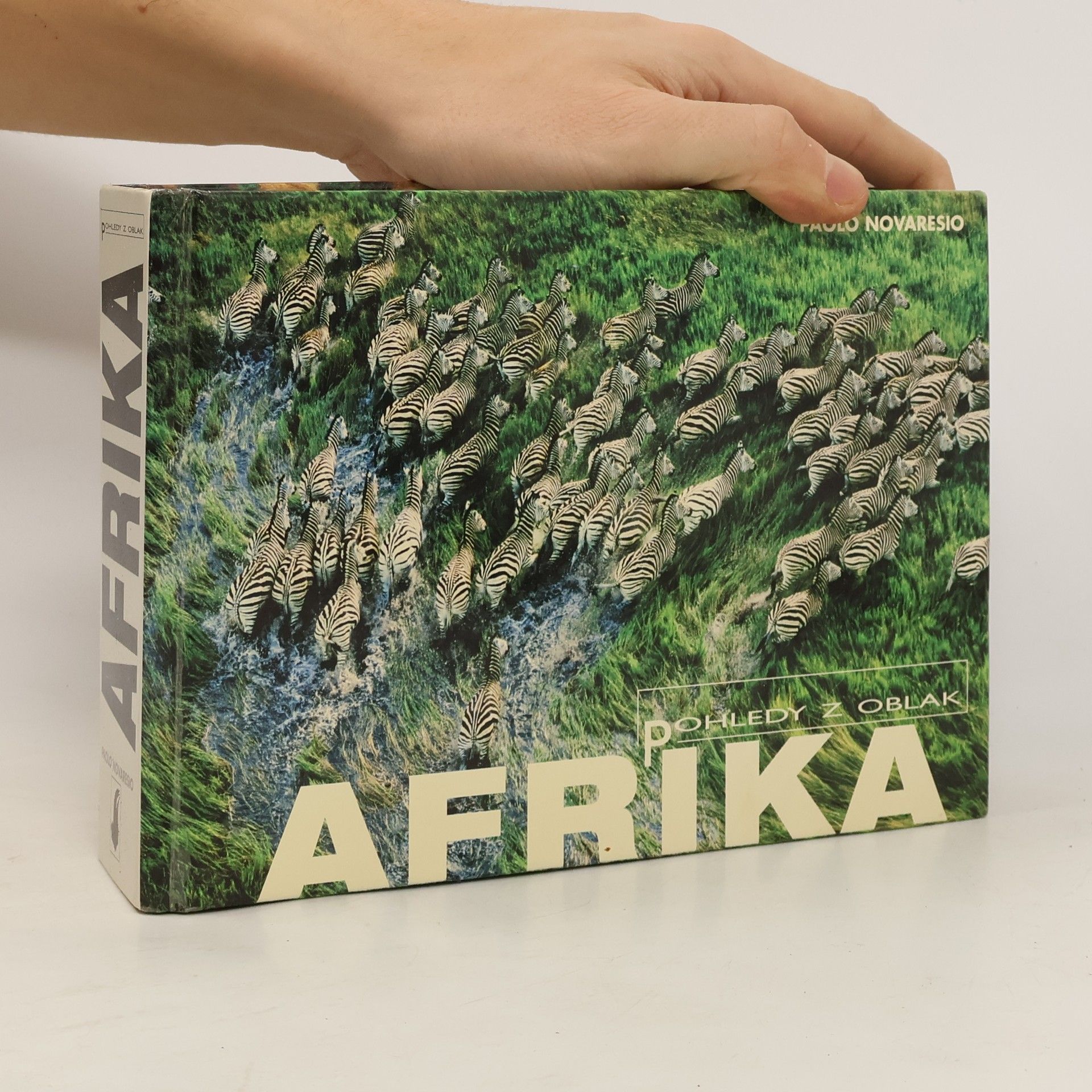 Paolo Novaresio Afrika. Pohledy z oblak