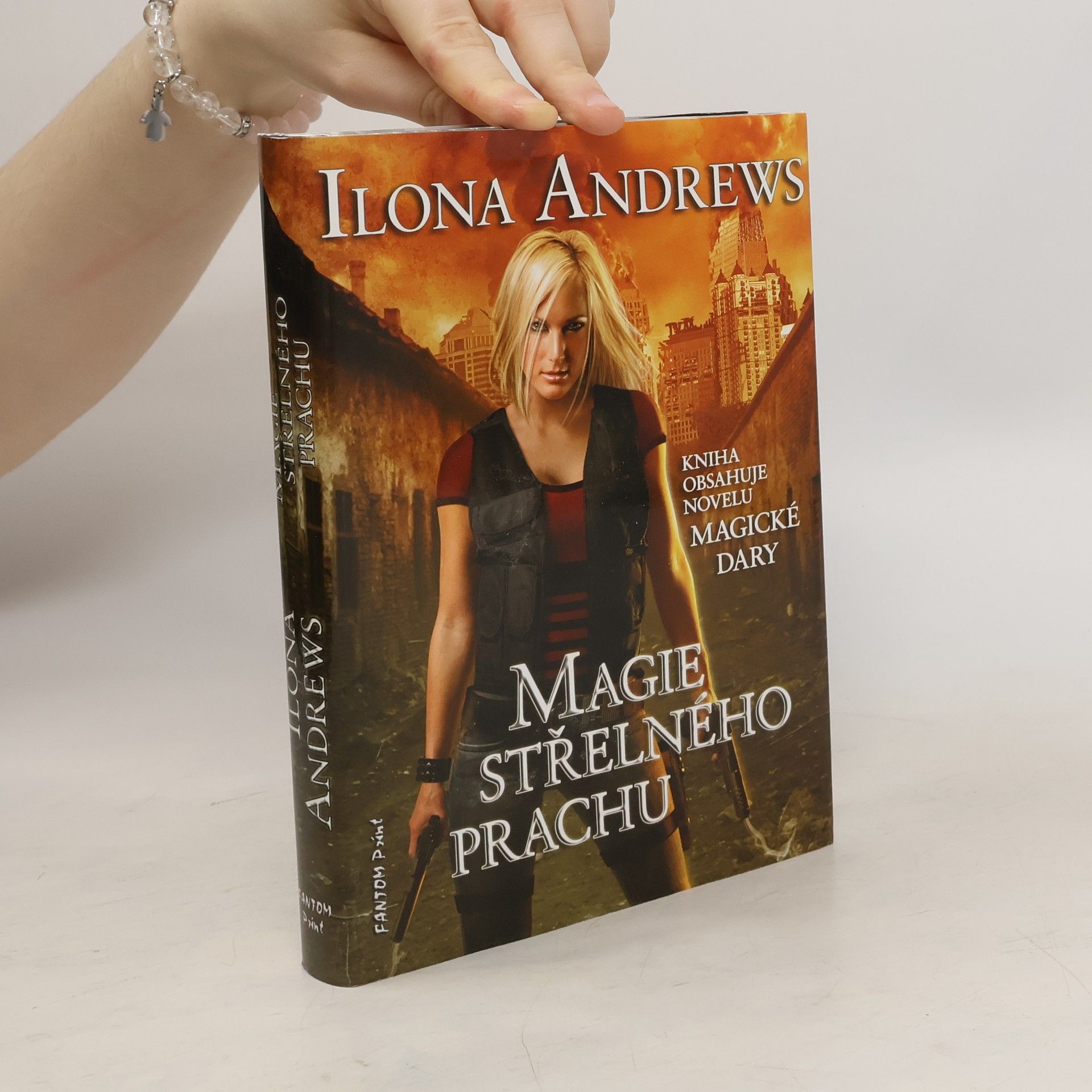 Ilona Andrews Magie střelného prachu