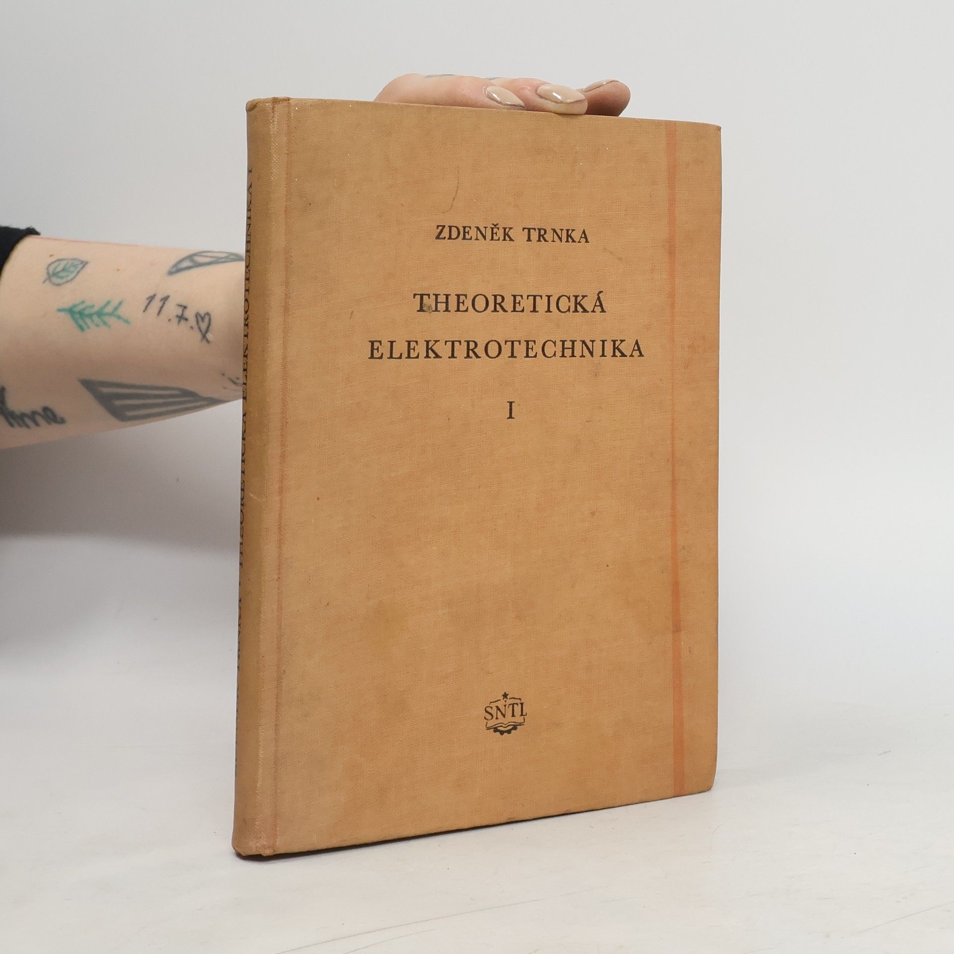 Zdeněk Trnka Theoretická elektrotechnika I. Úvod do theoretické elektrotechniky.