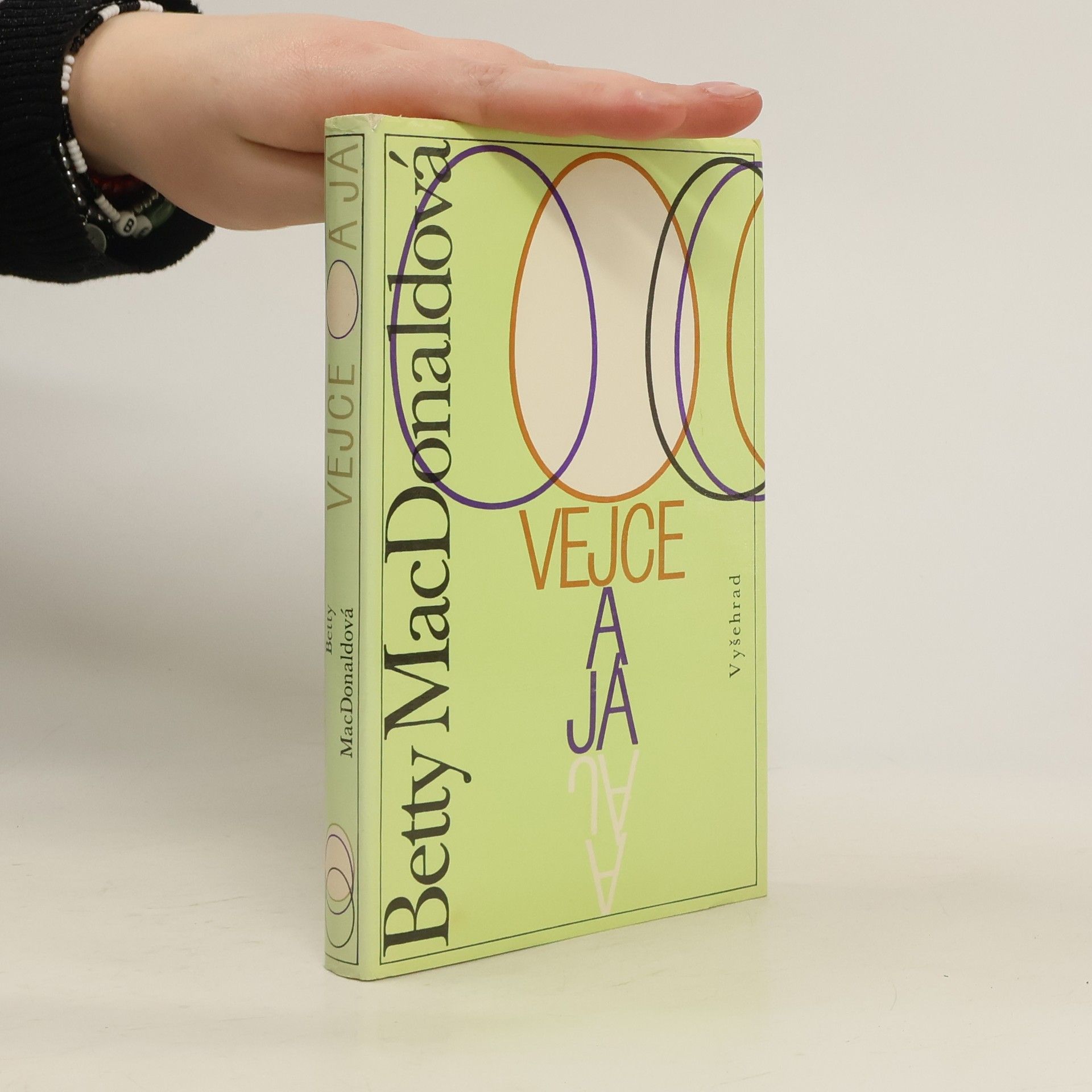 Betty MacDonald Vejce a já
