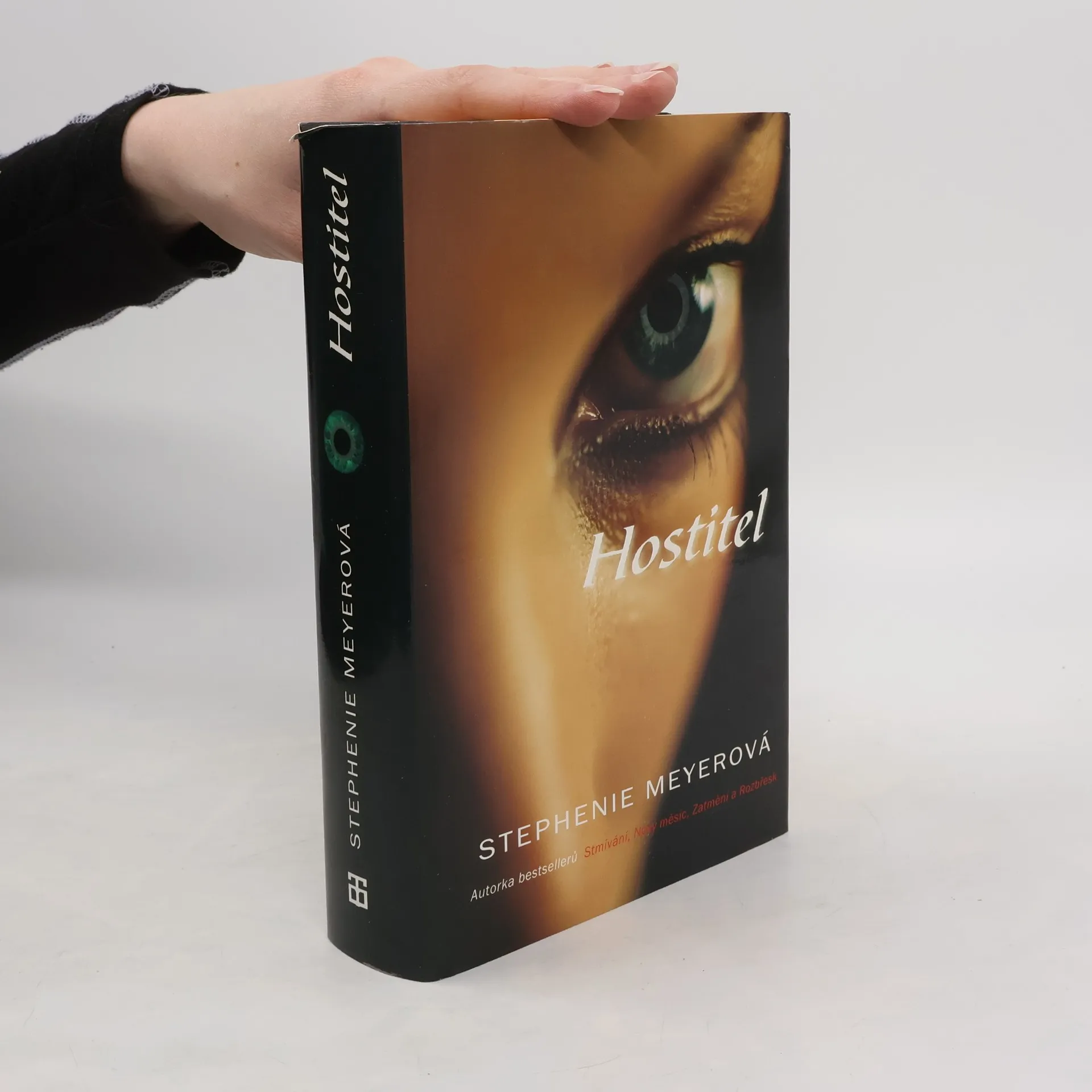 Hostitel | Kniha | pevná | Stephenie Meyer