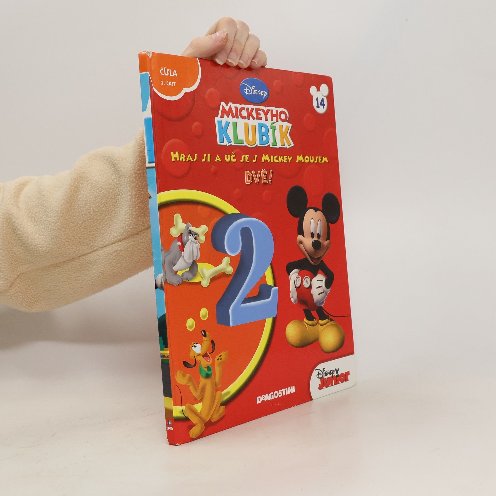 Various authors Mickeyho klubík. Hraj si a uč se s Mickey Mousem 14. Dvě! 2
