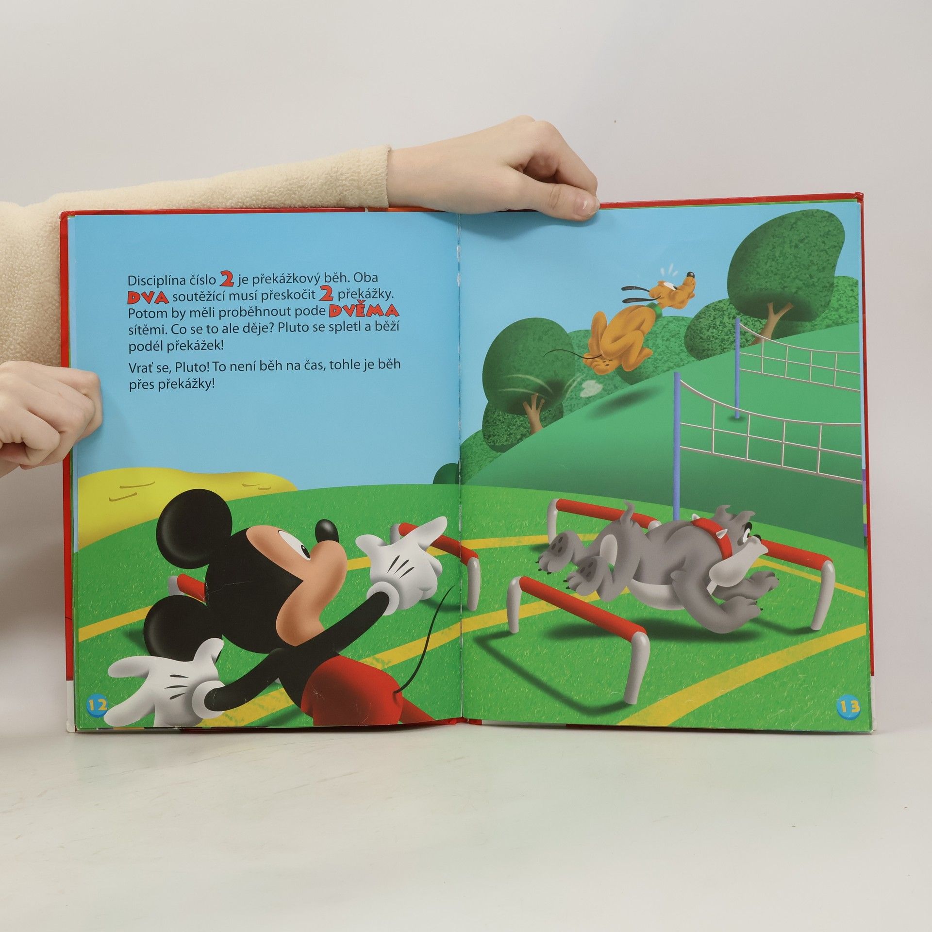 Various authors Mickeyho klubík. Hraj si a uč se s Mickey Mousem 14. Dvě! 2