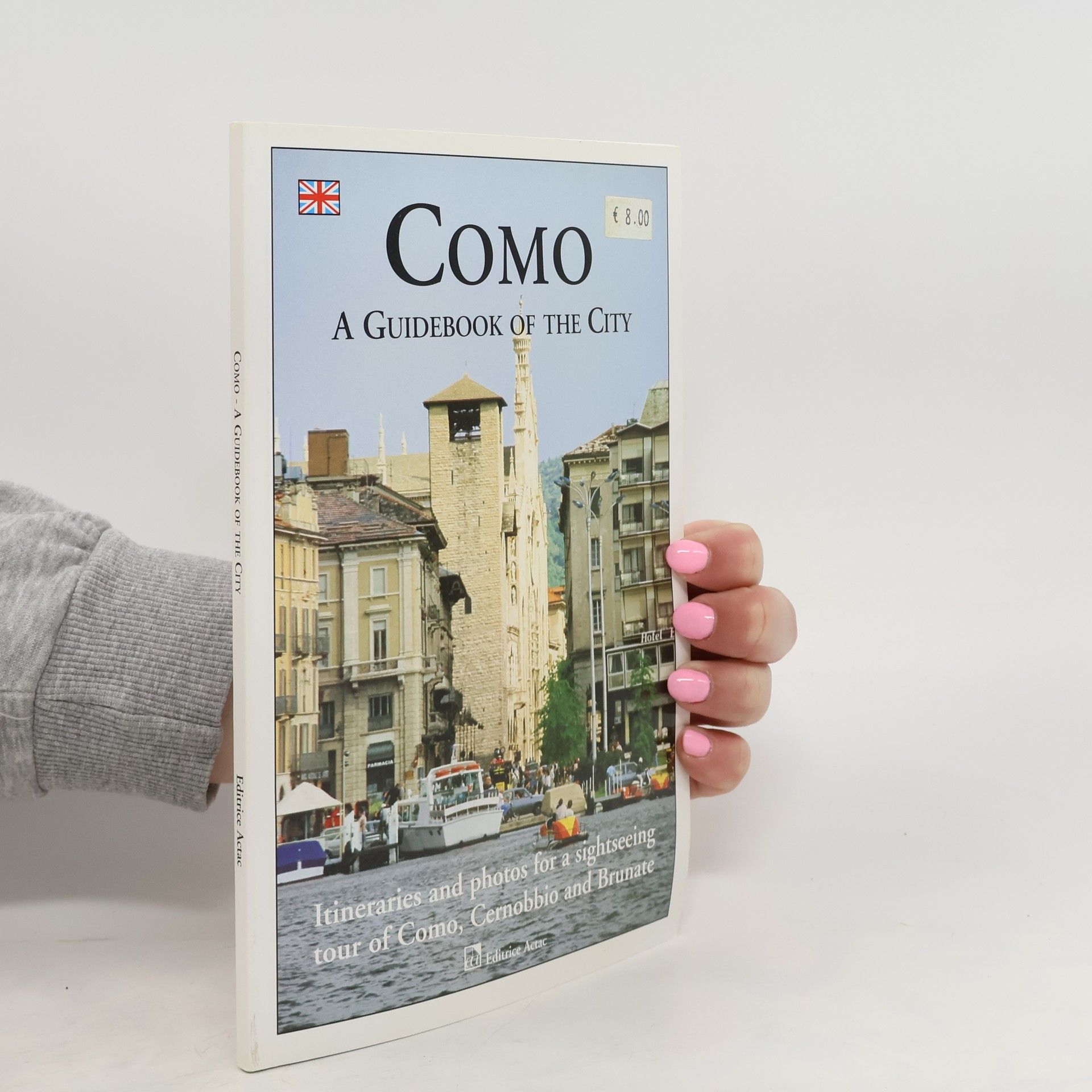 kolektiv Como. A Guidebook of the City
