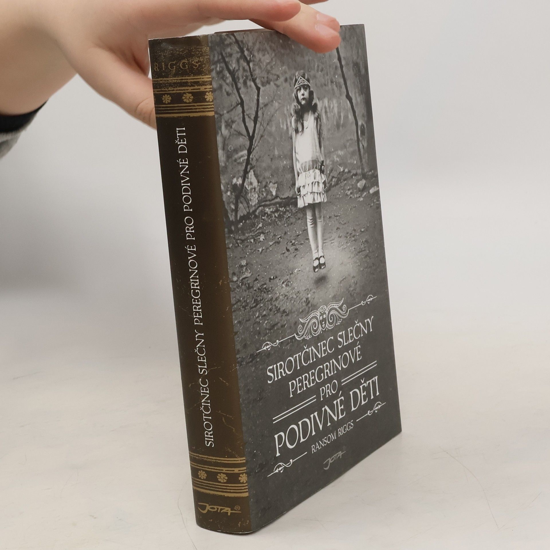 Ransom Riggs Sirotčinec slečny Peregrinové pro podivné děti