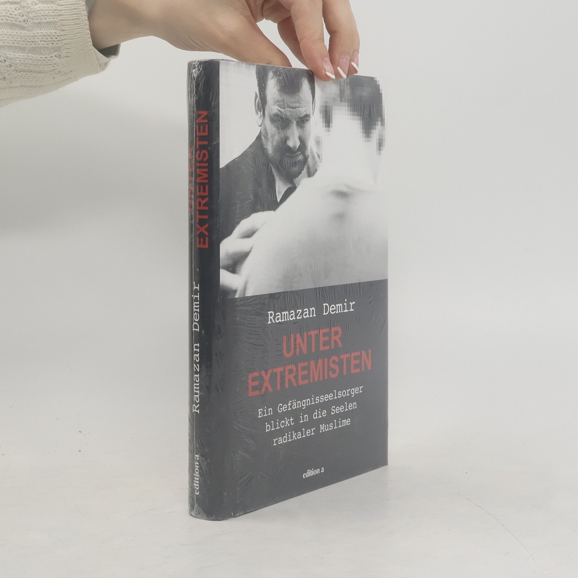 Ramazan Demir Unter Extremisten