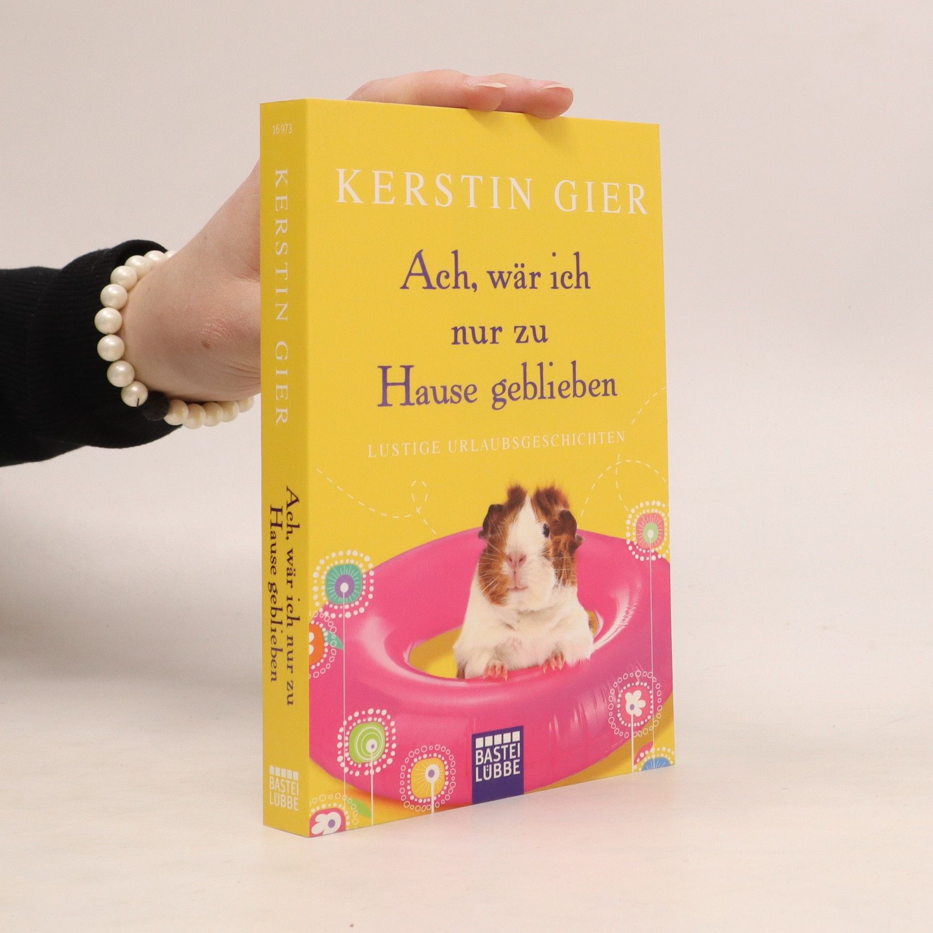 Kerstin Gier Ach, wär ich nur zu Hause geblieben