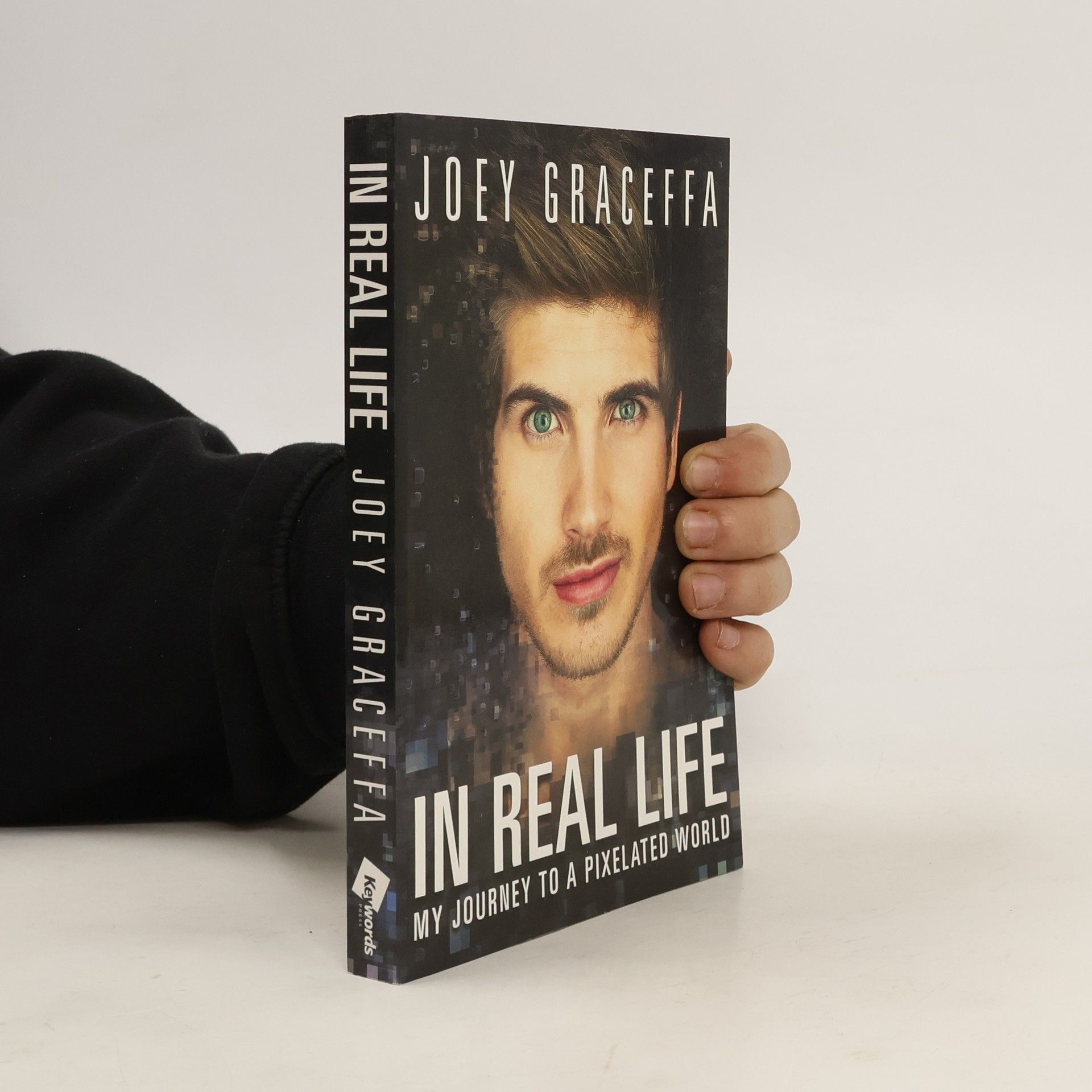 Joey Graceffa In real life: my journey to a pixelated world