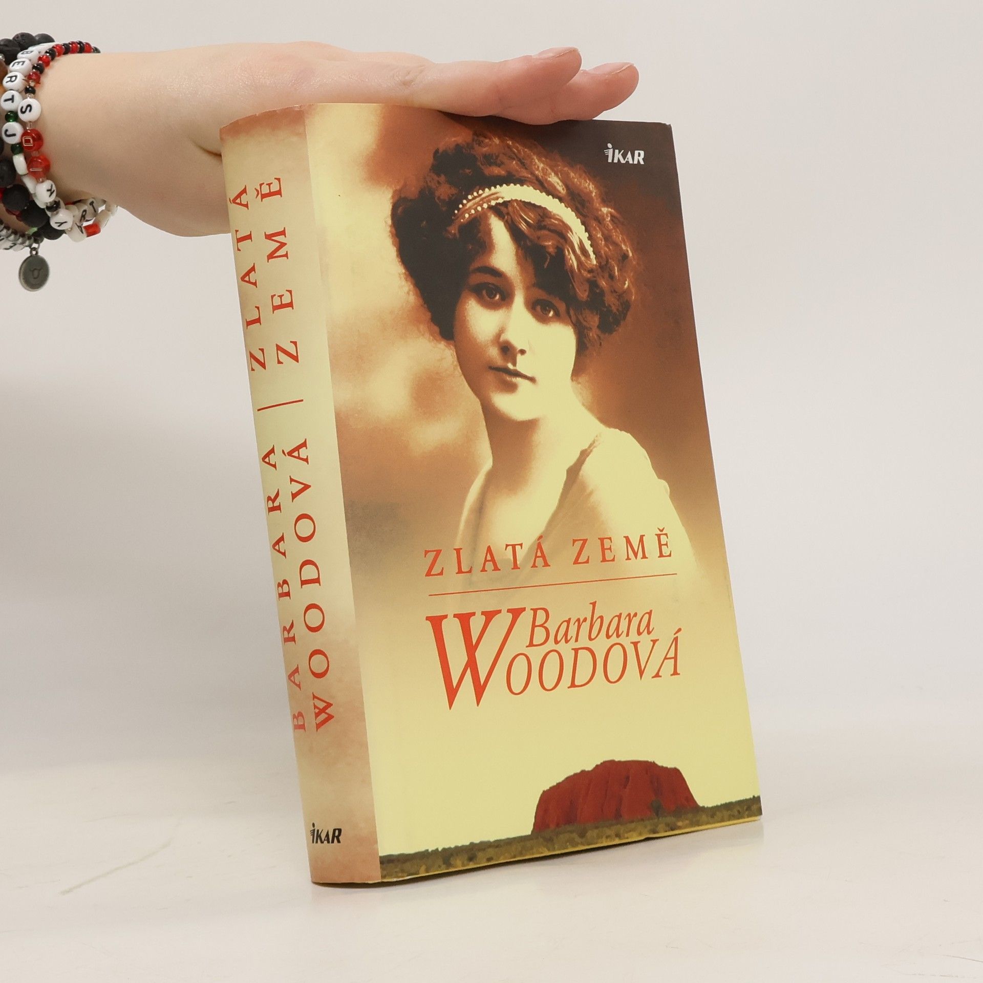 Barbara Wood Zlatá země