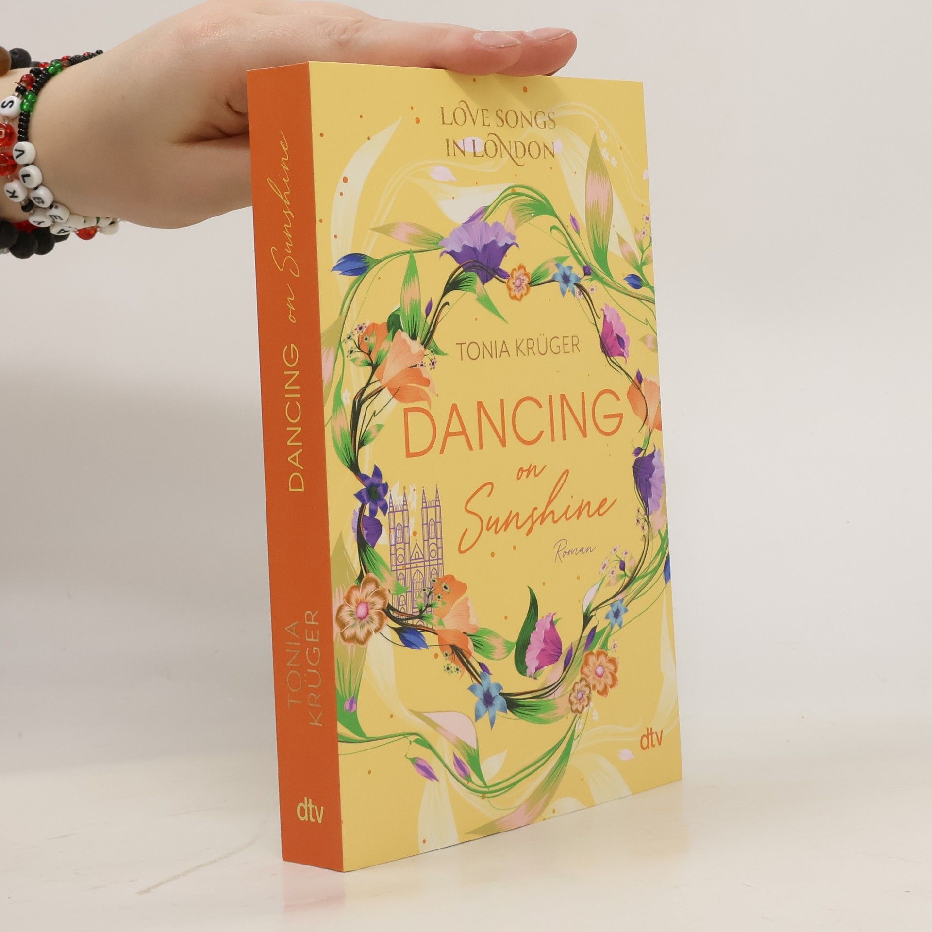 Tonia Krüger Love Songs in London. Dancing on Sunshine