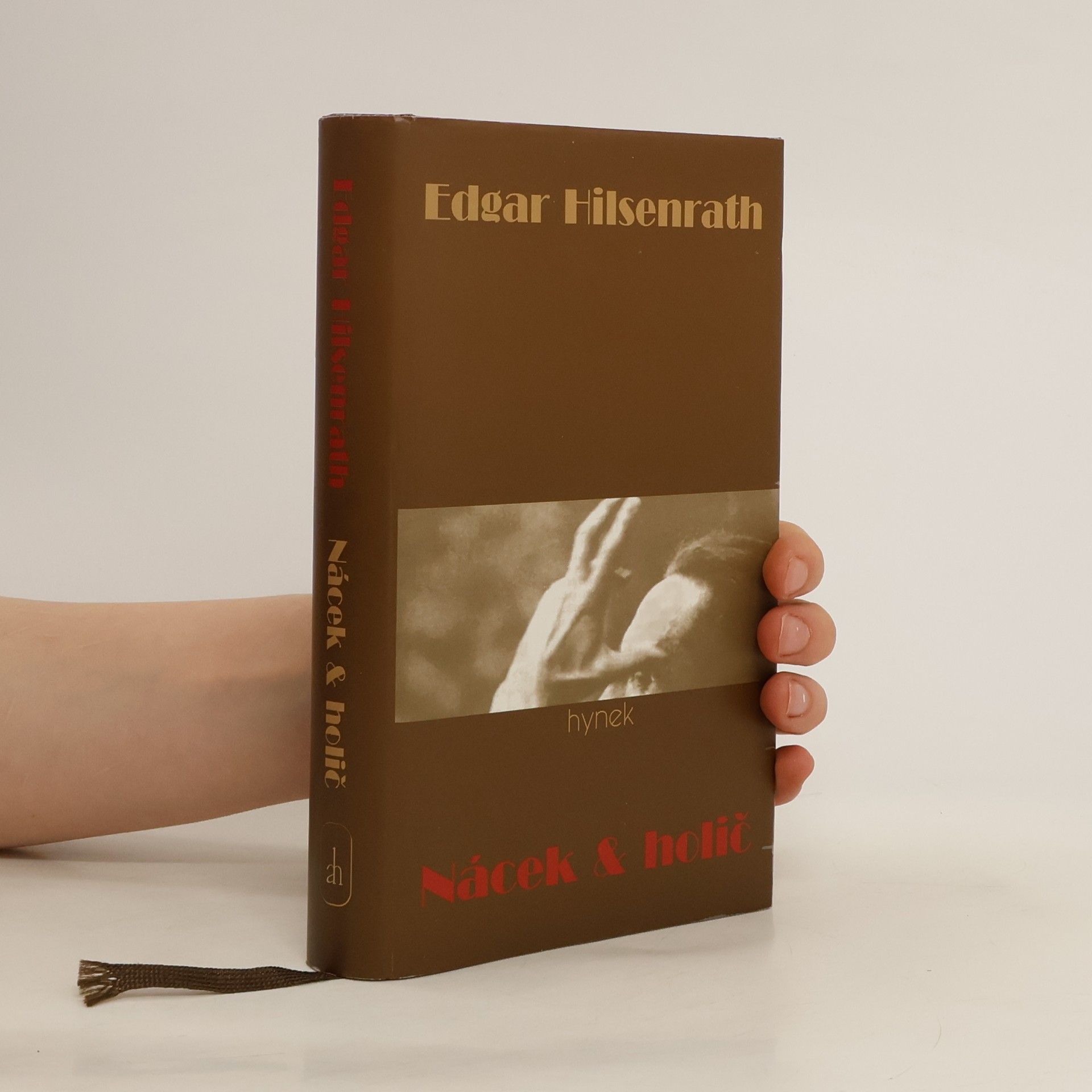 Edgar Hilsenrath Nácek & holič : román