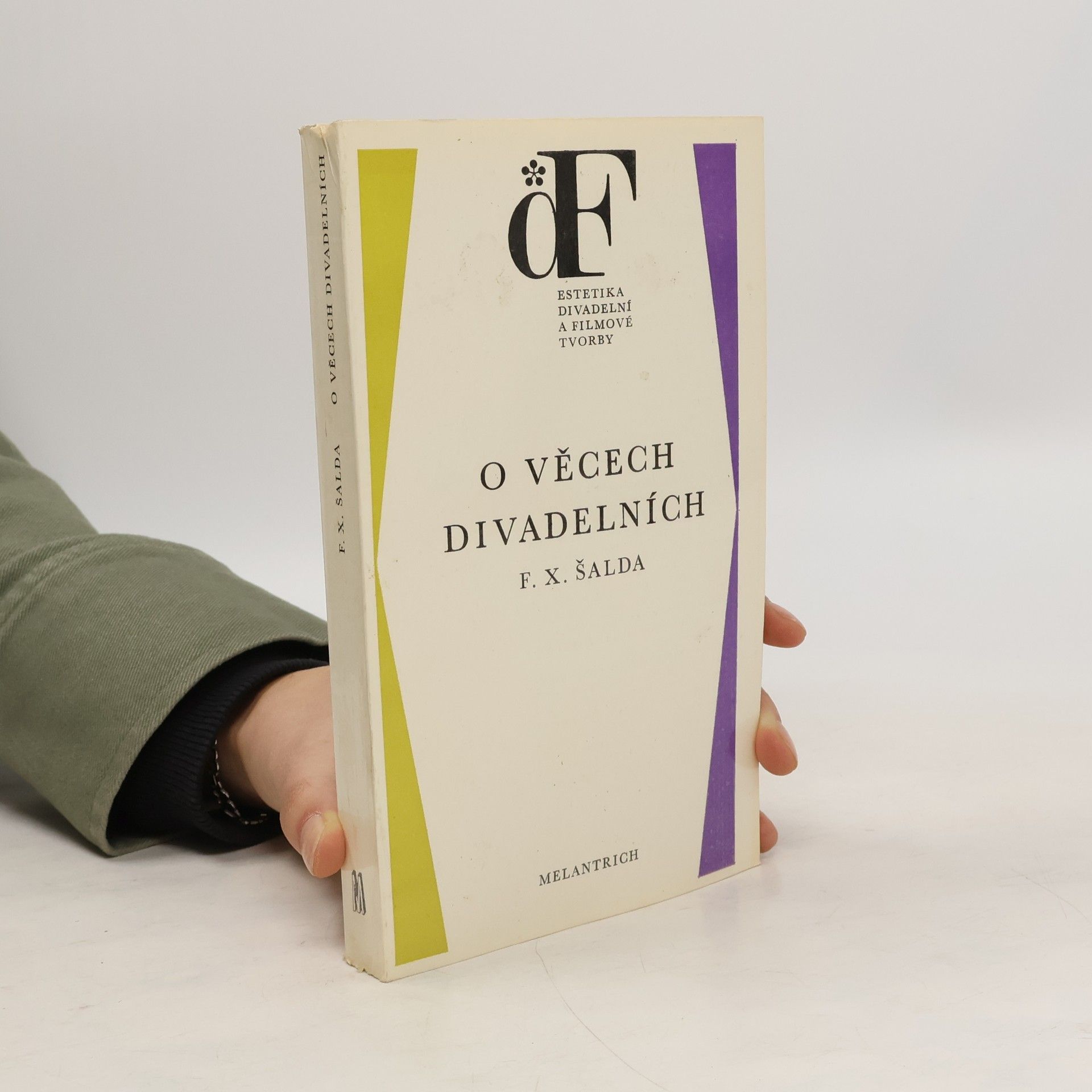 Jiří Hájek O věcech divadelních. Výbor ze statí o dramatu a divadle.