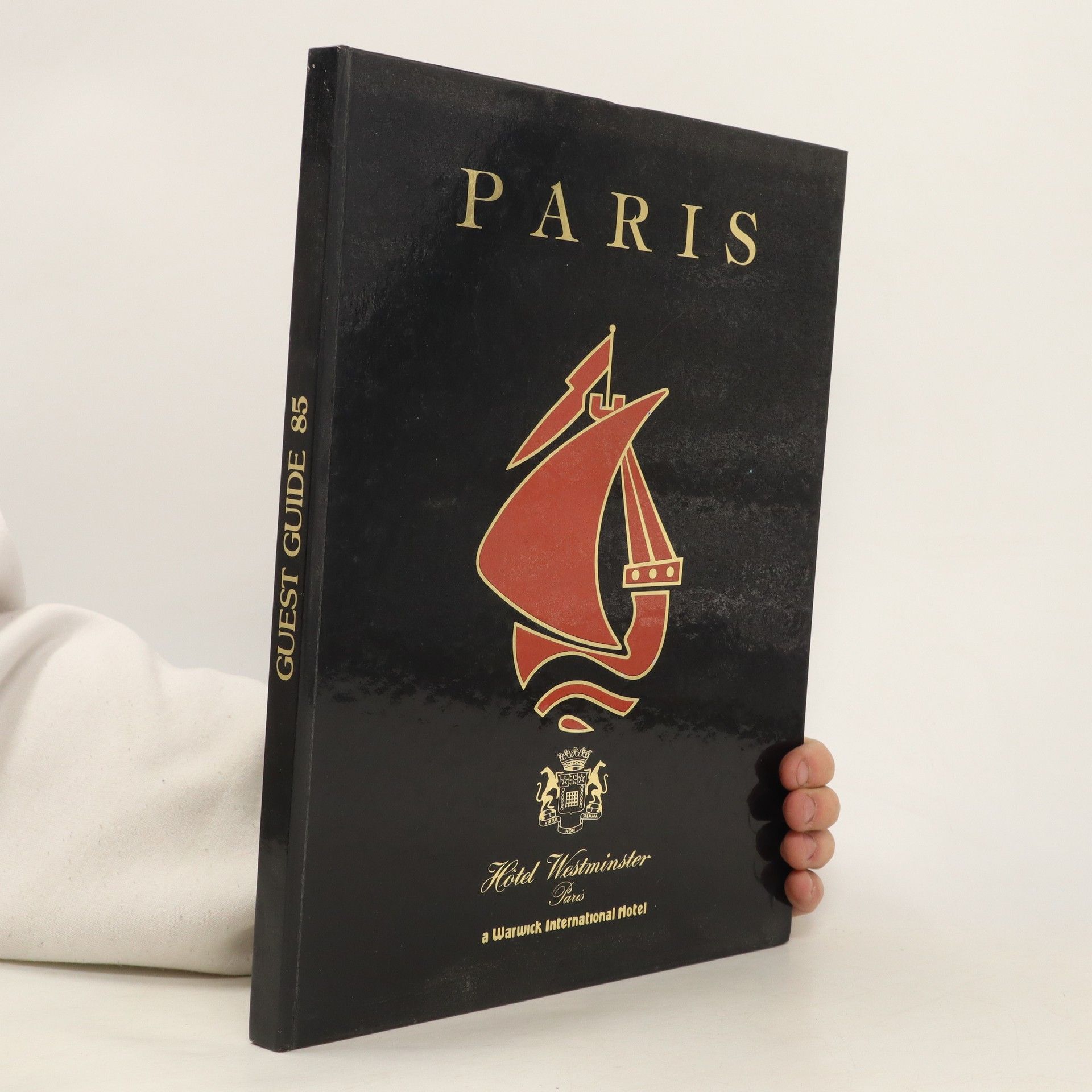 Auteurscollectief Paris. Guest Guide 85