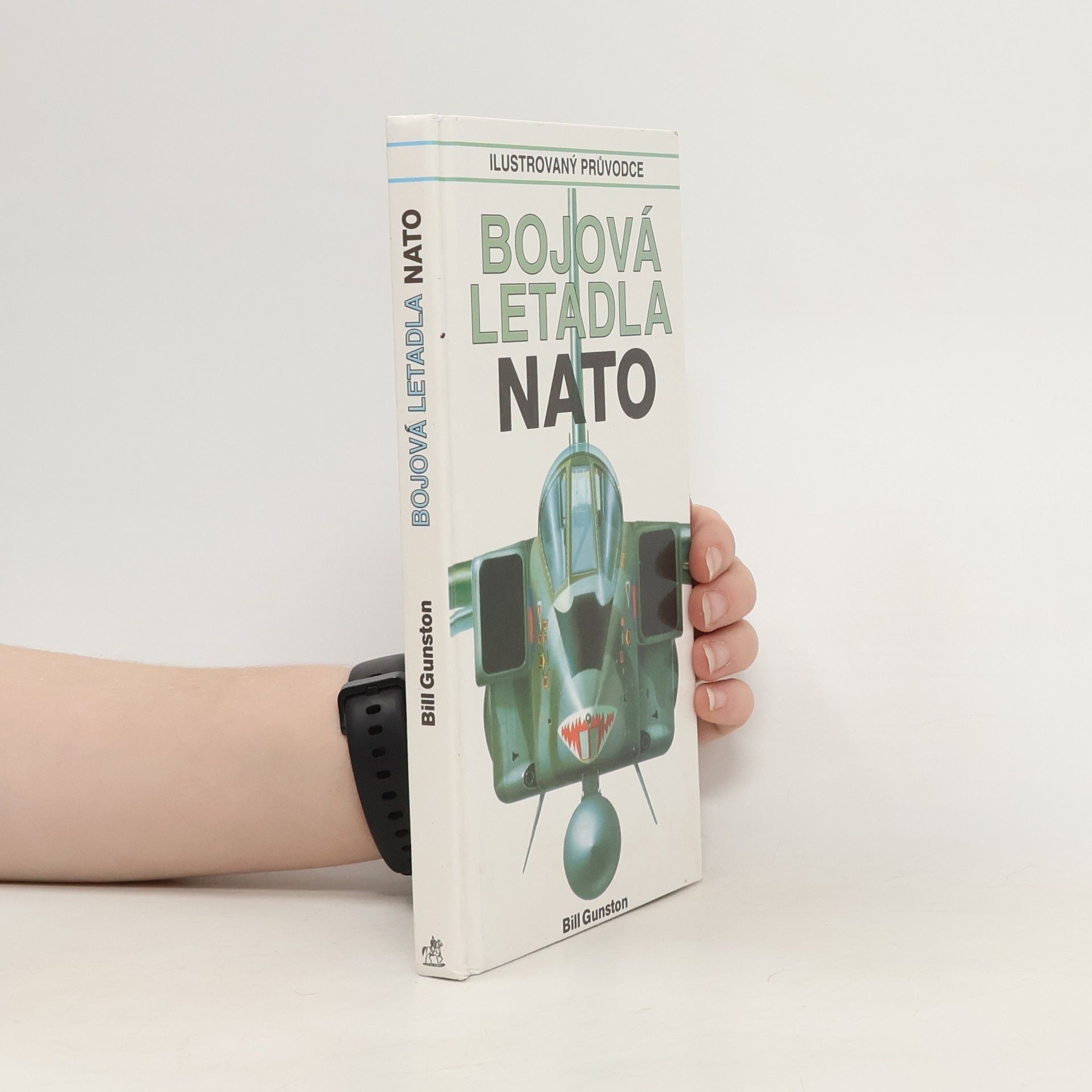 Bill Gunston Bojová letadla NATO