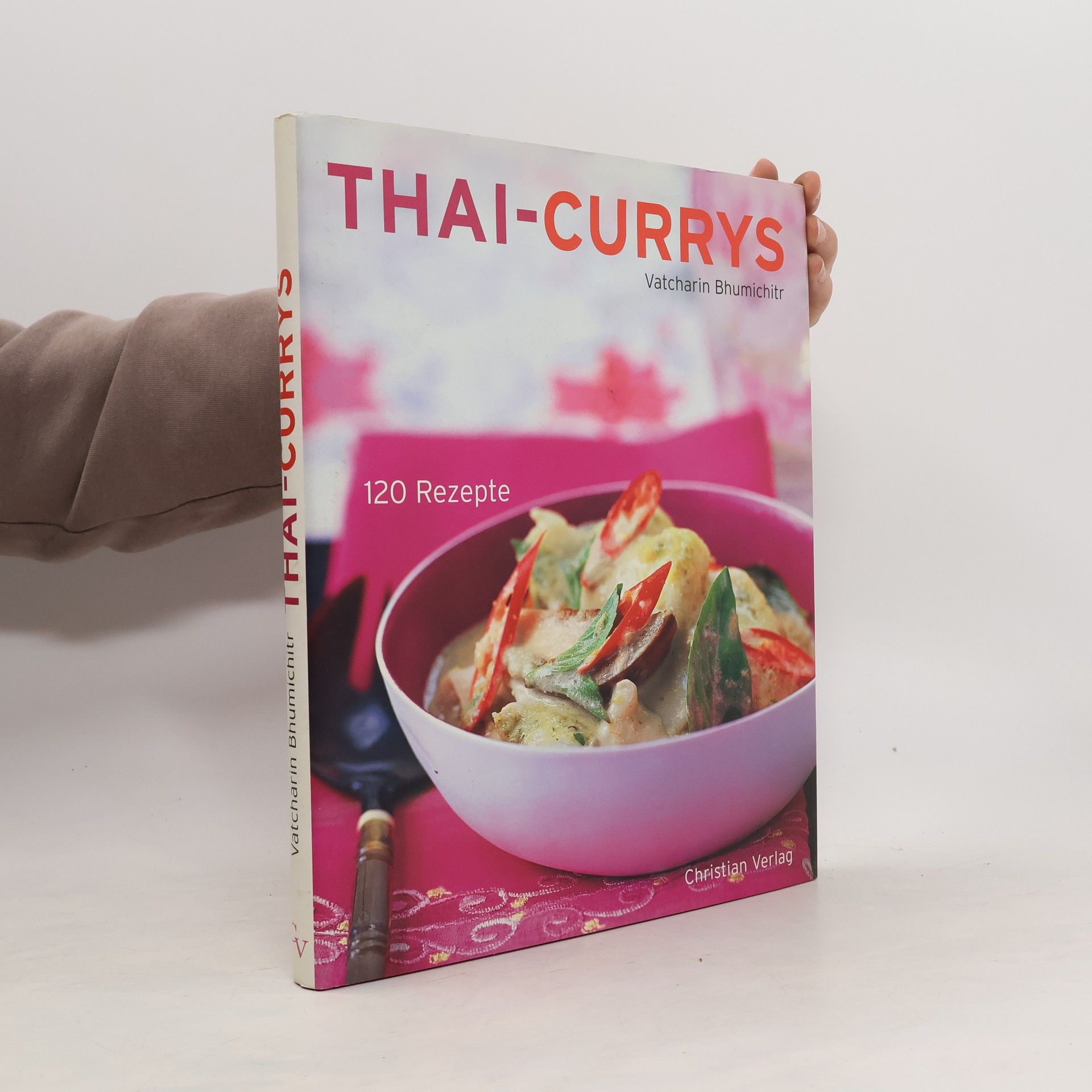 Vatcharin Bhumichitr Thai-Currys