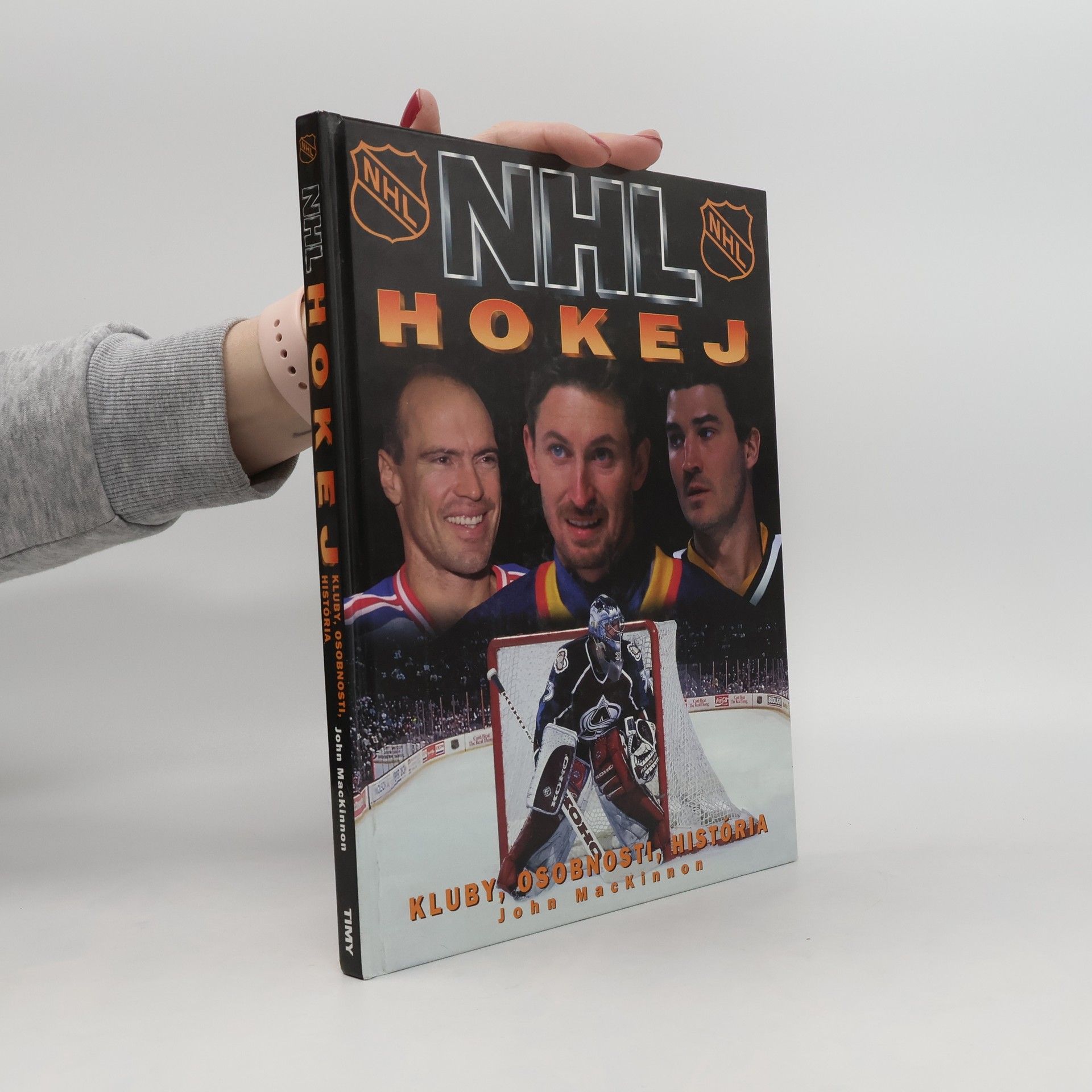 John Mackinnon NHL hokej. Kluby, osobnosti, história