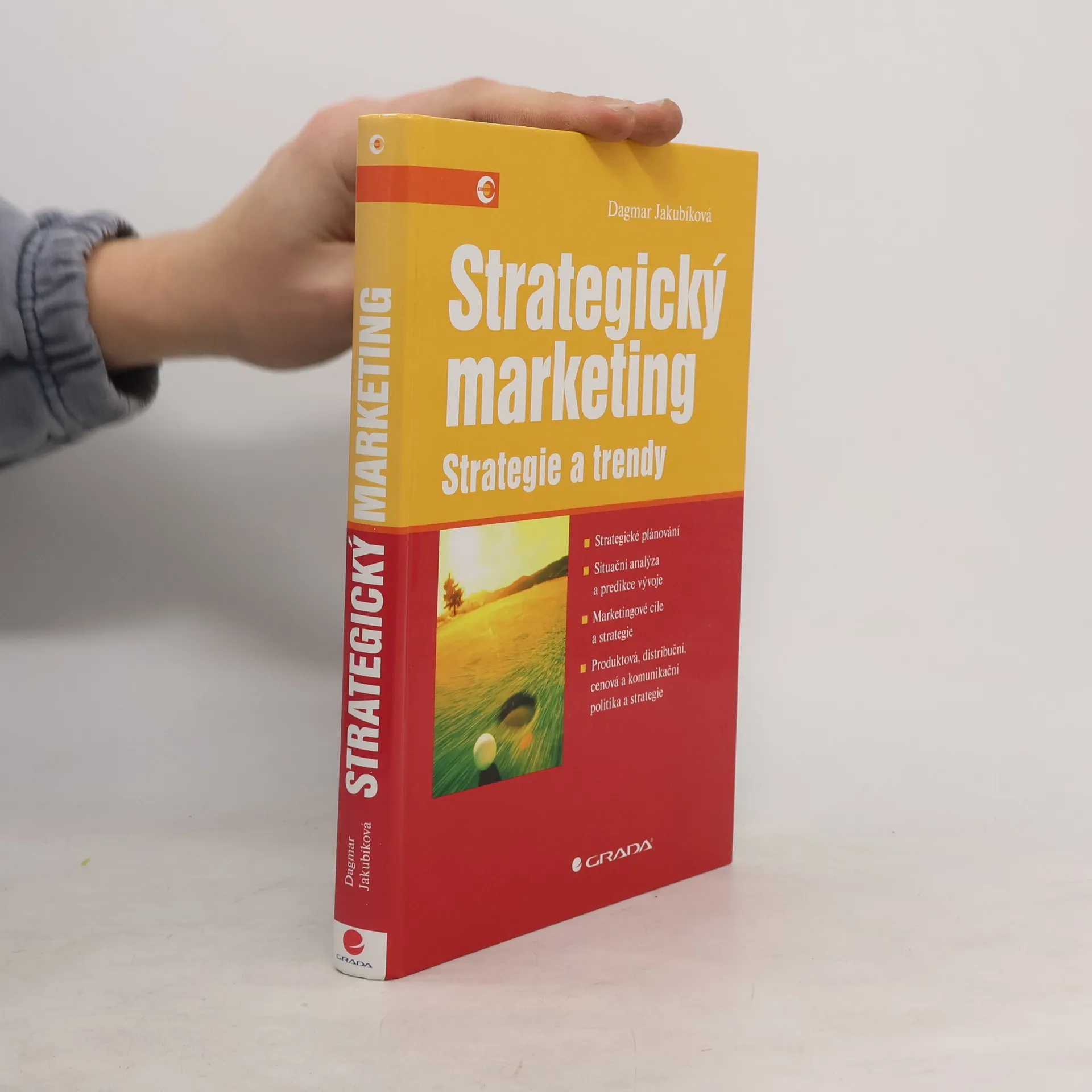 Strategický marketing | Kniha | pevná | Dagmar Jakubíková | CS