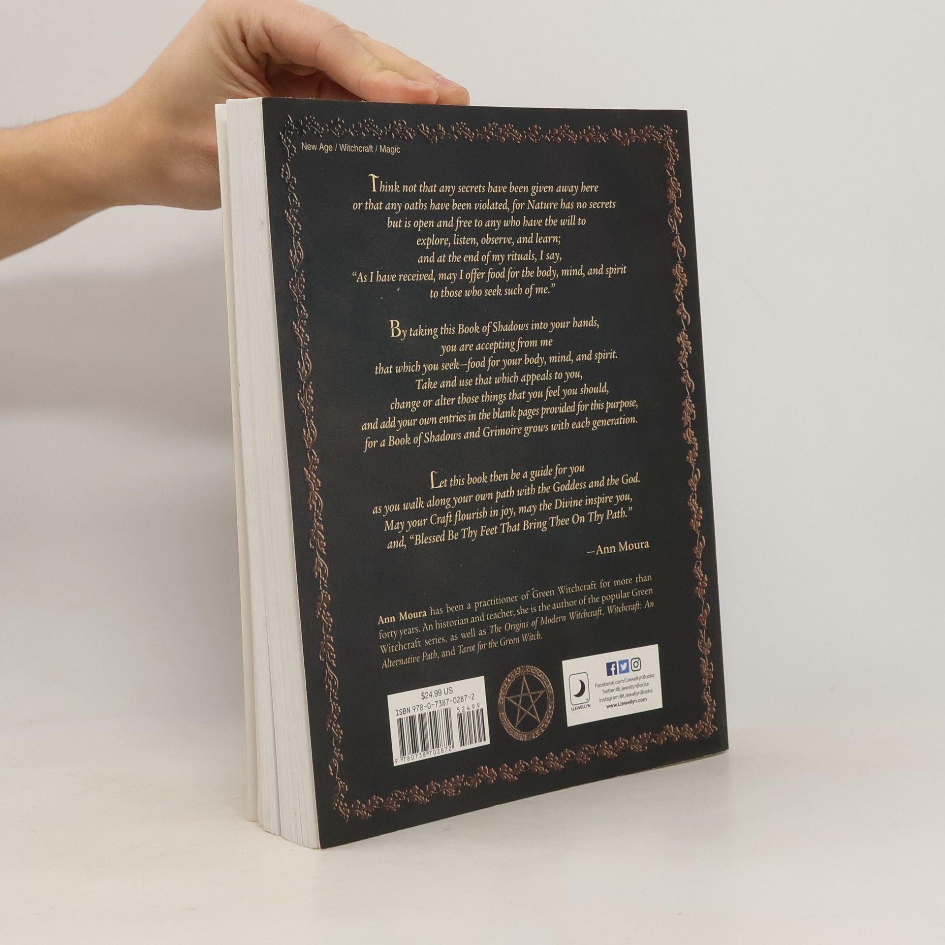 Ann Moura Grimoire for the Green Witch