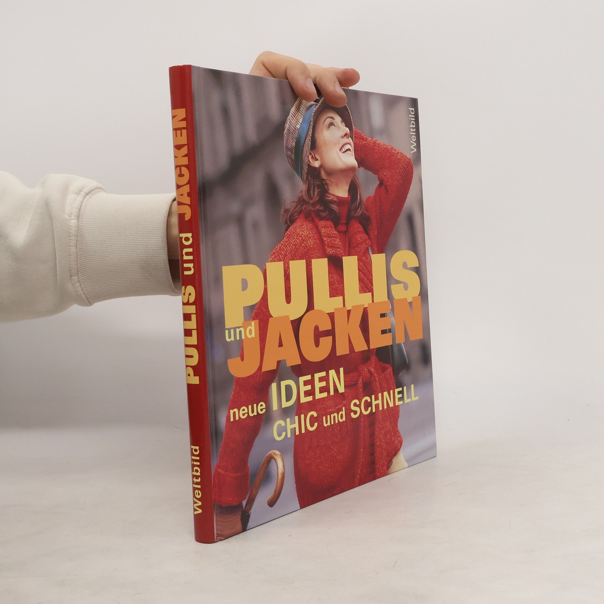 Helene Weinold Pullis und Jacken