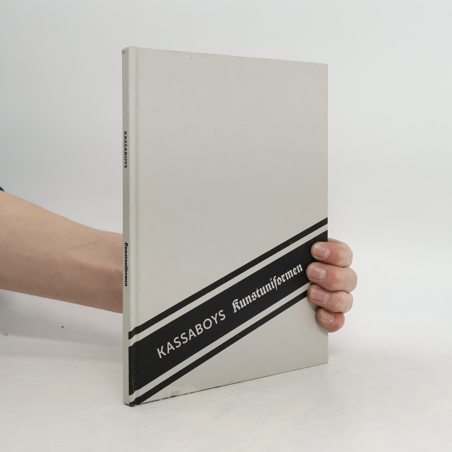 Various authors Kassaboys Kunstuniformen