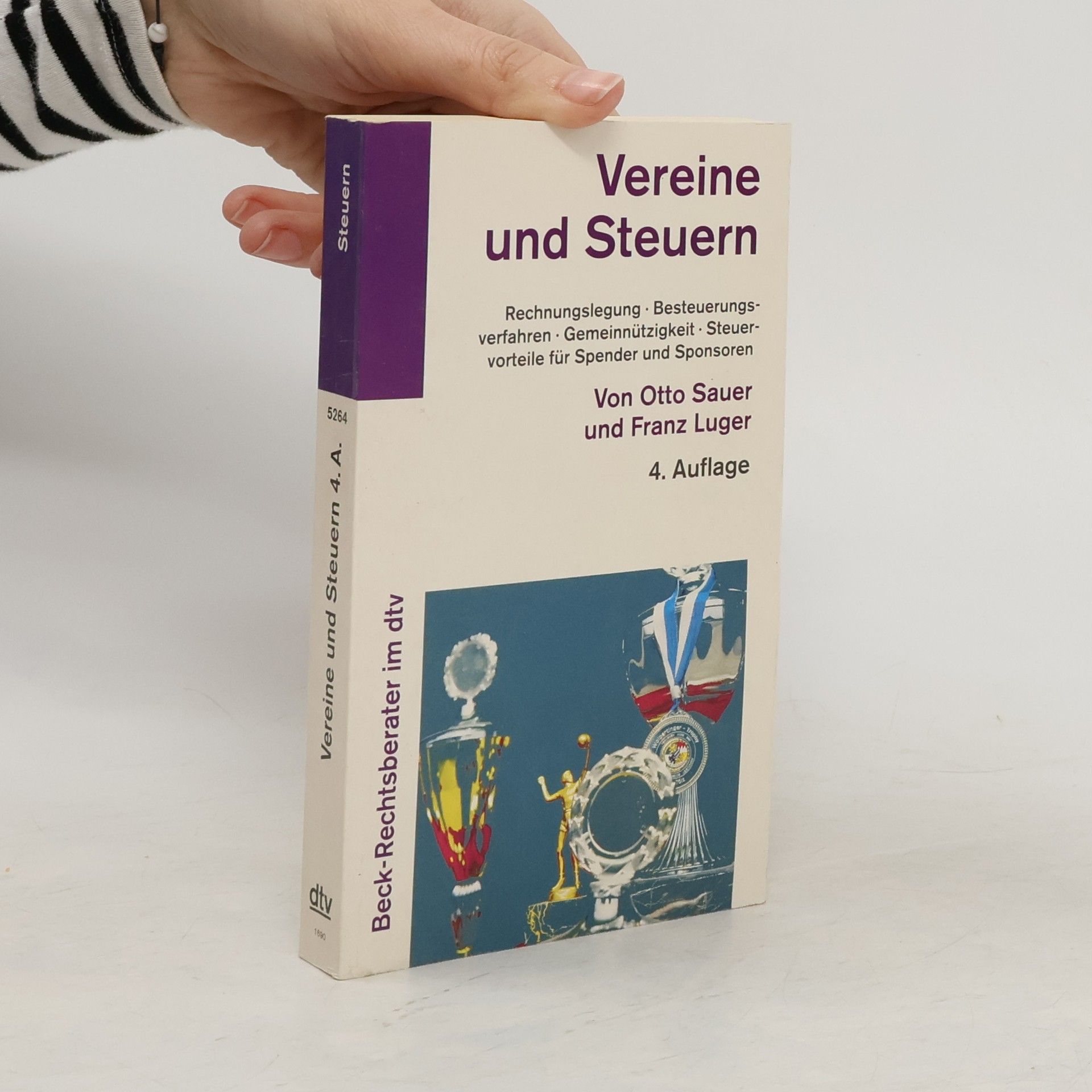 Otto Sauer Vereine und Steuern