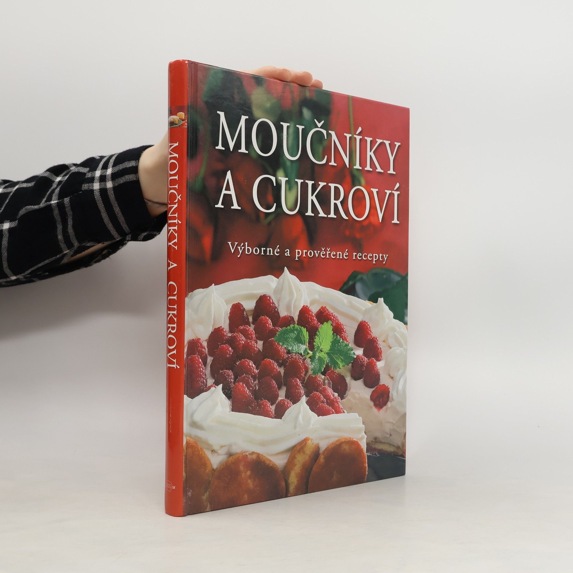 kolektiv Moučníky a cukroví