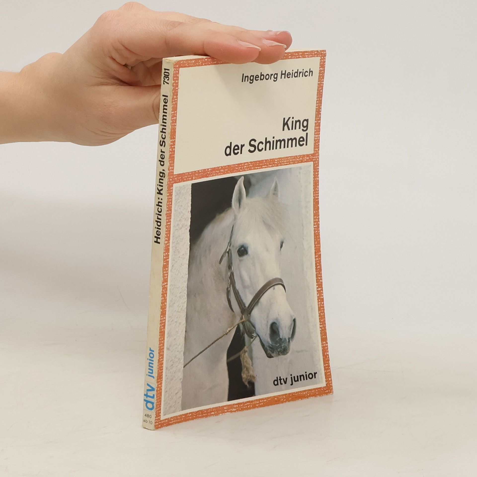 Ingeborg Heidrich King, der Schimmel und das Panjepferdchen Elise