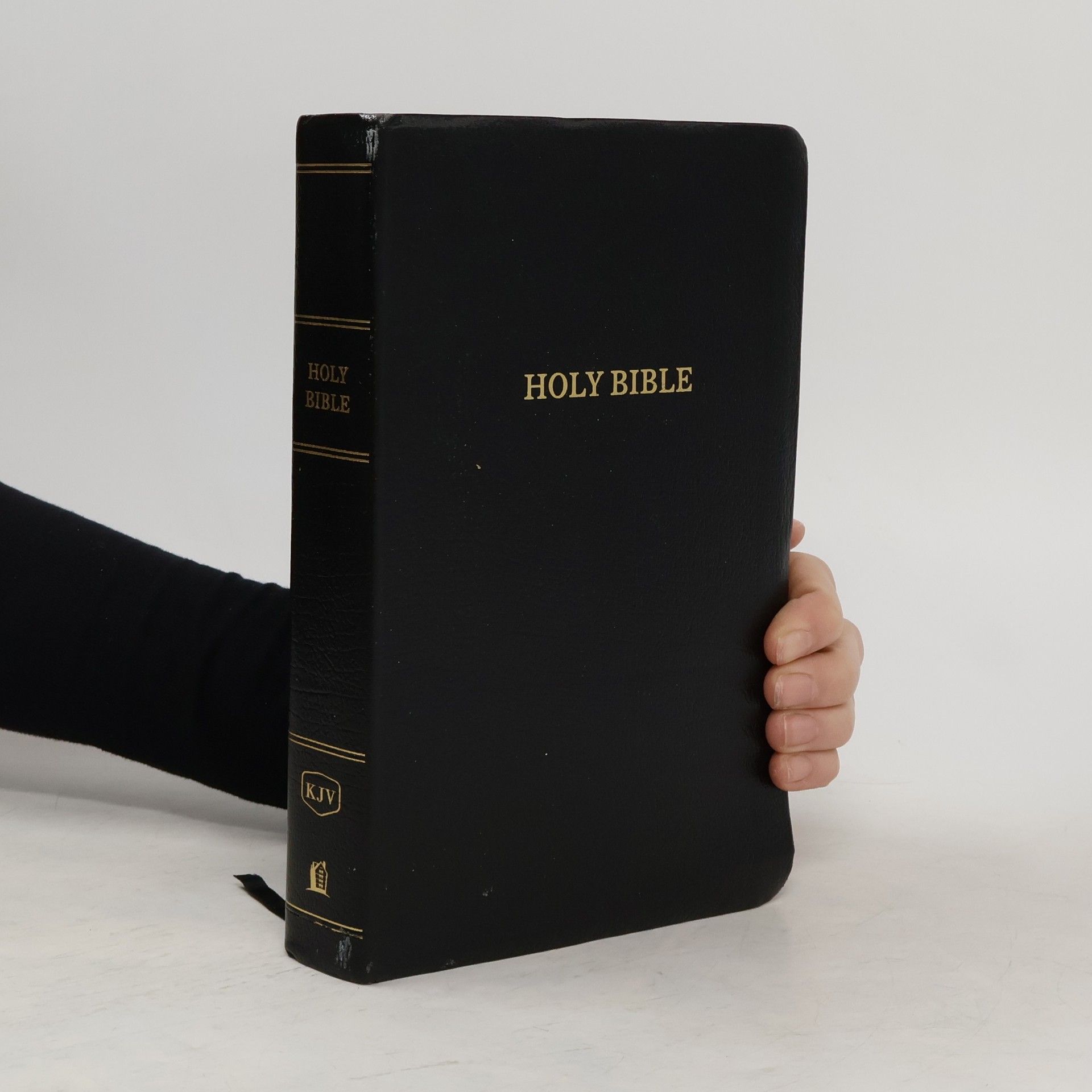 kolektiv Holy Bible
