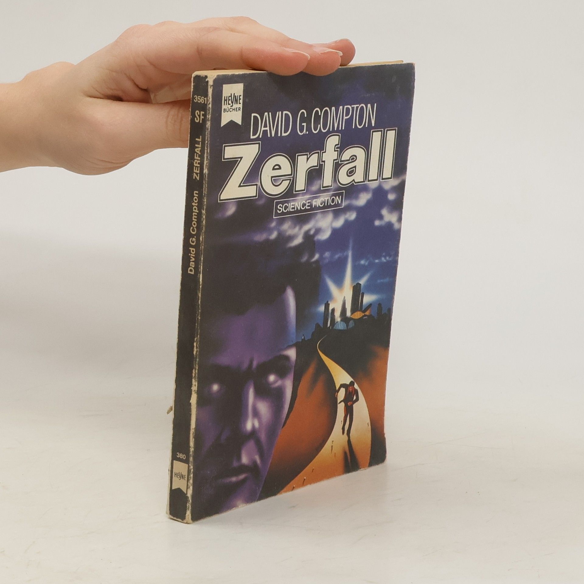 David G. Compton Zerfall