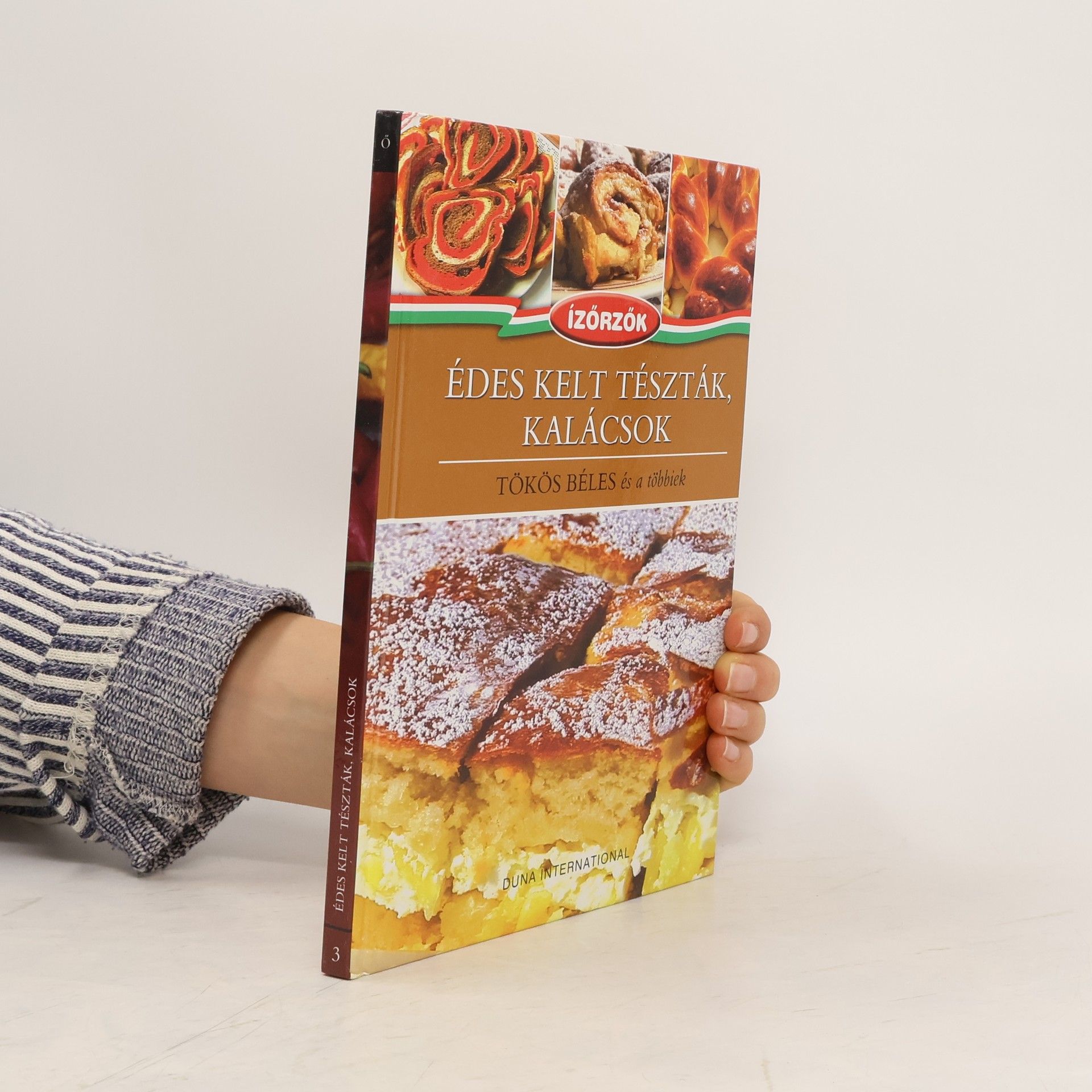 AA.VV. Édes kelt tészták, kalácsok