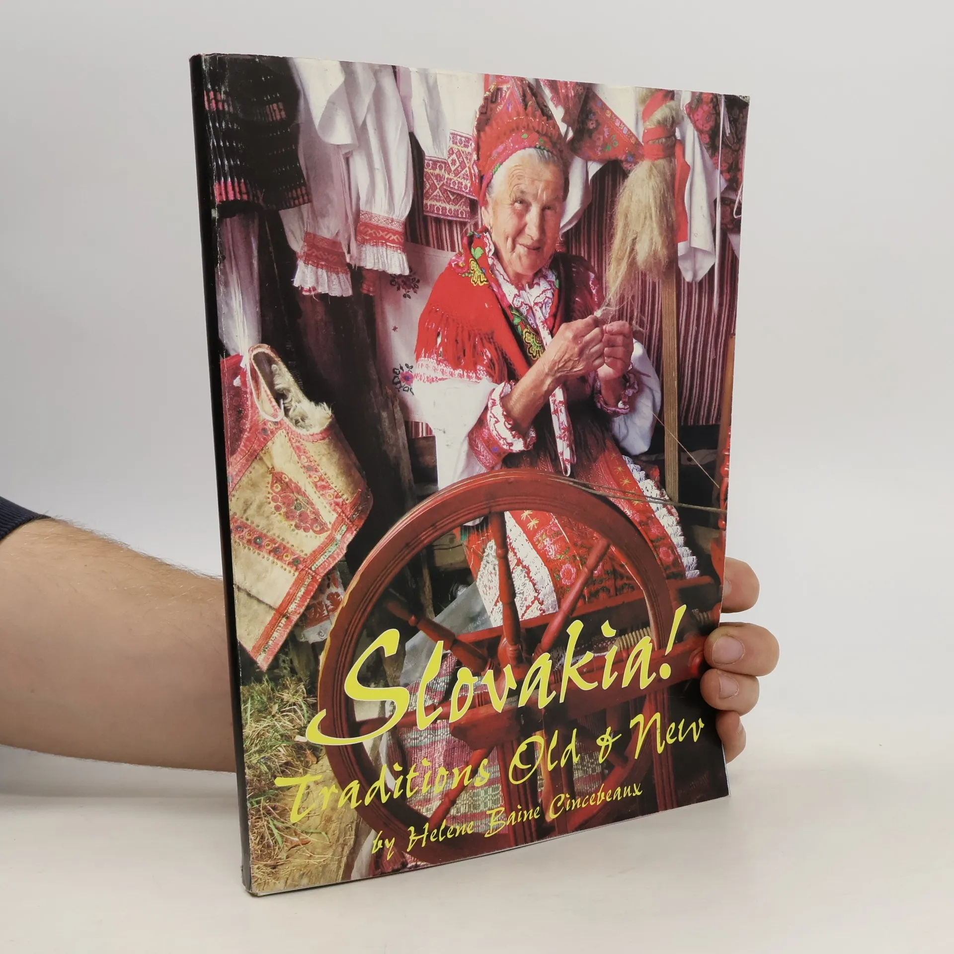 Slovakia! Traditions Old & New | Book | Paperback | Helene Baine Cincebeaux | EN
