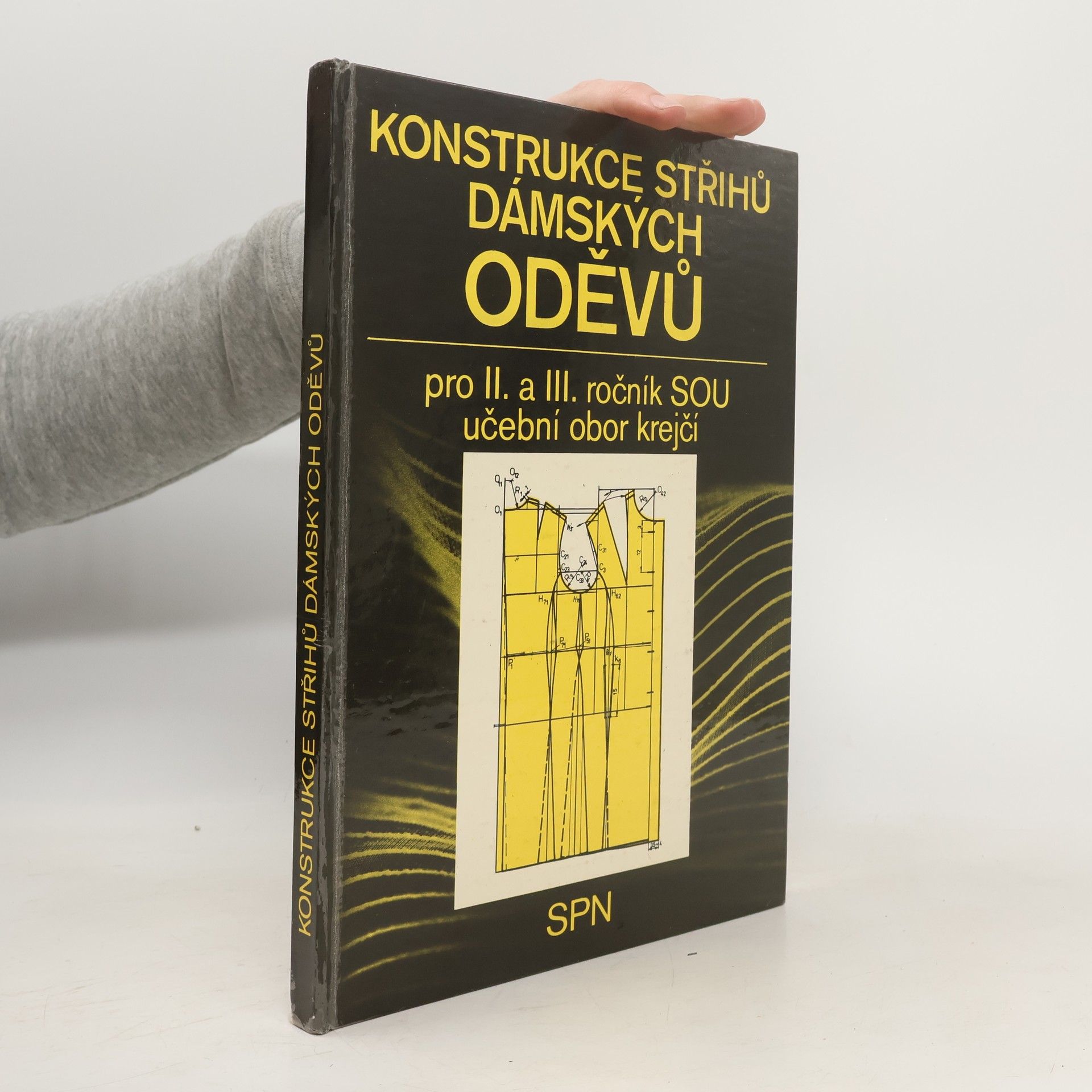 Jana Pluháčková Konstrukce střihů dámských oděvů