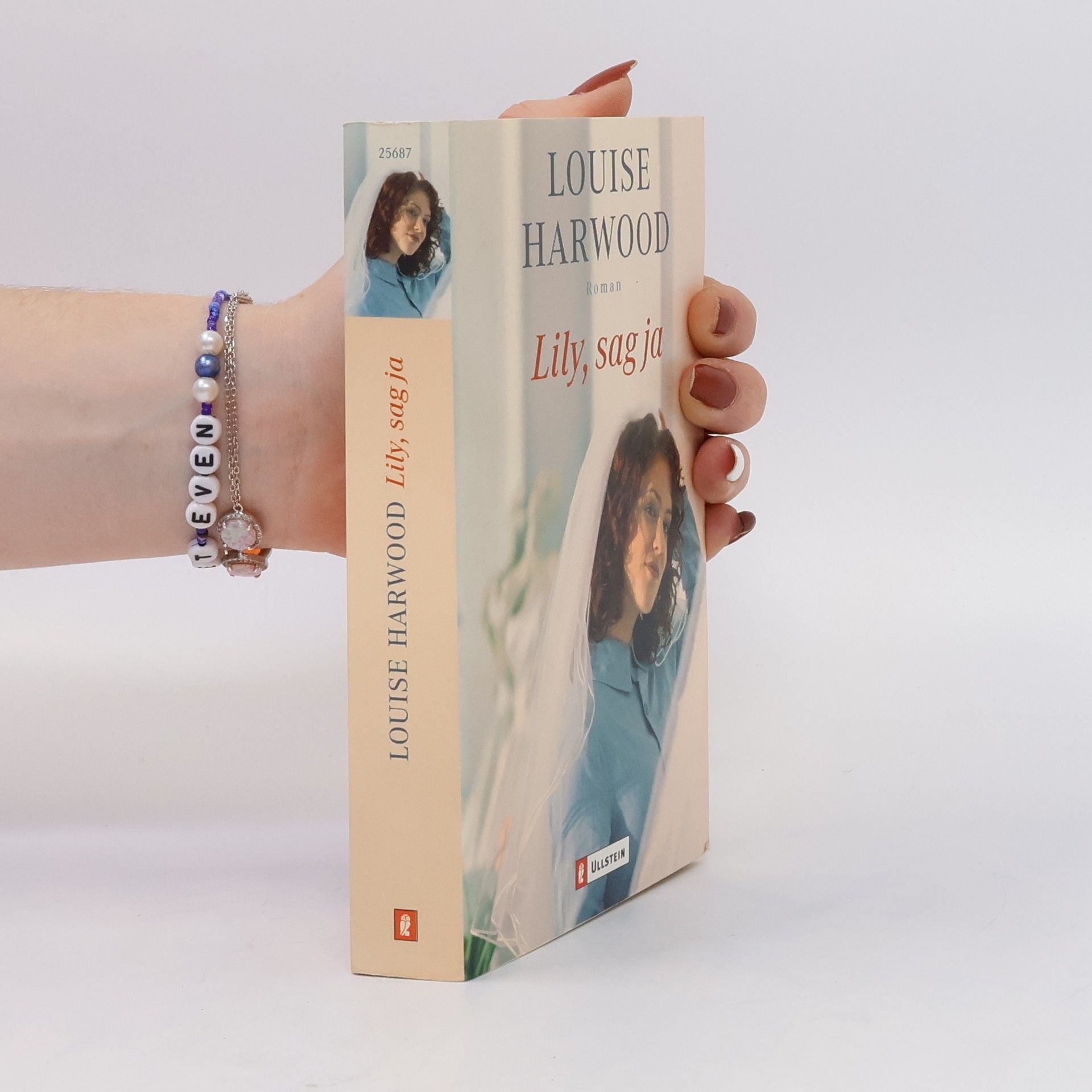 Harwood Louise Lily, sag ja