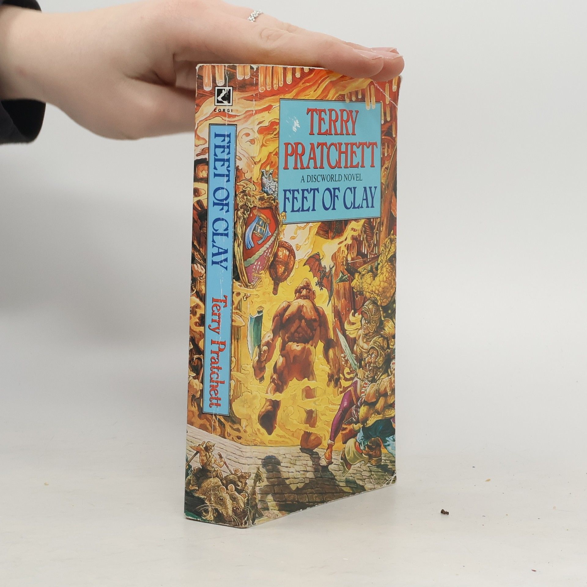 Terry Pratchett Feet of Clay