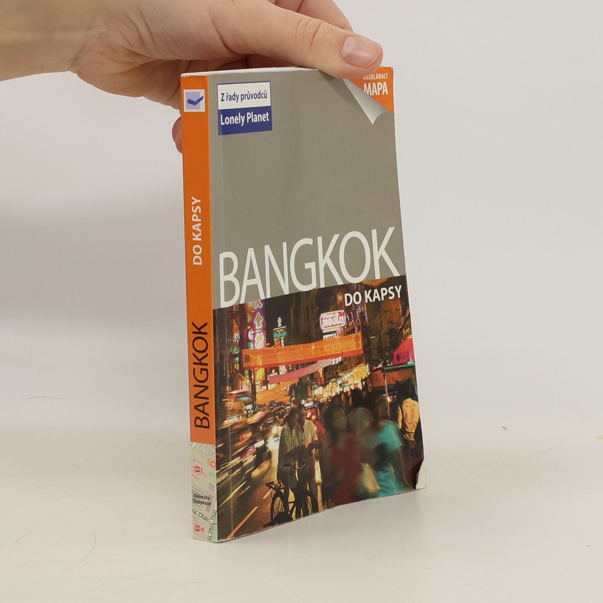 Austin Bush Bangkok: Do kapsy