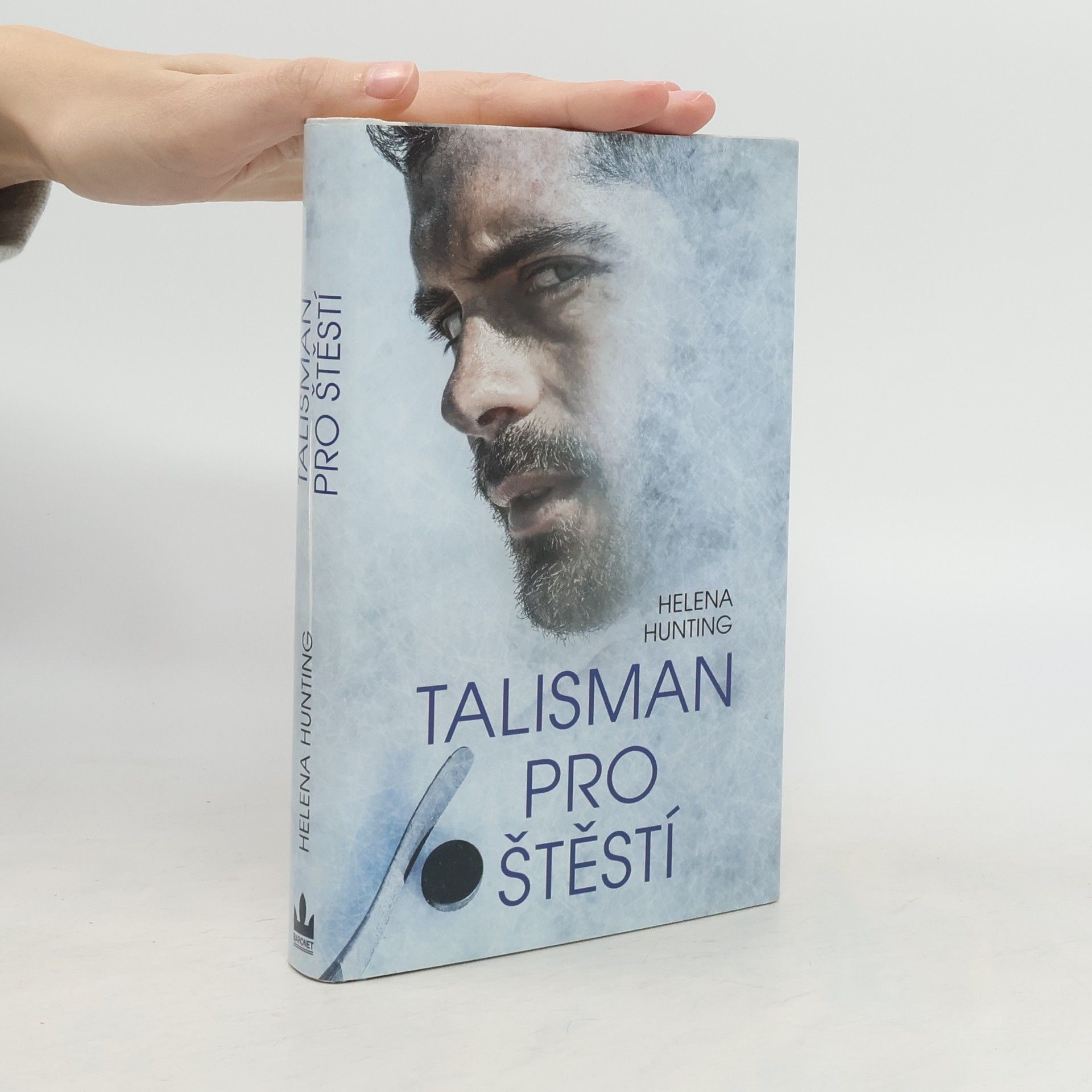 Helena Hunting Talisman pro štěstí