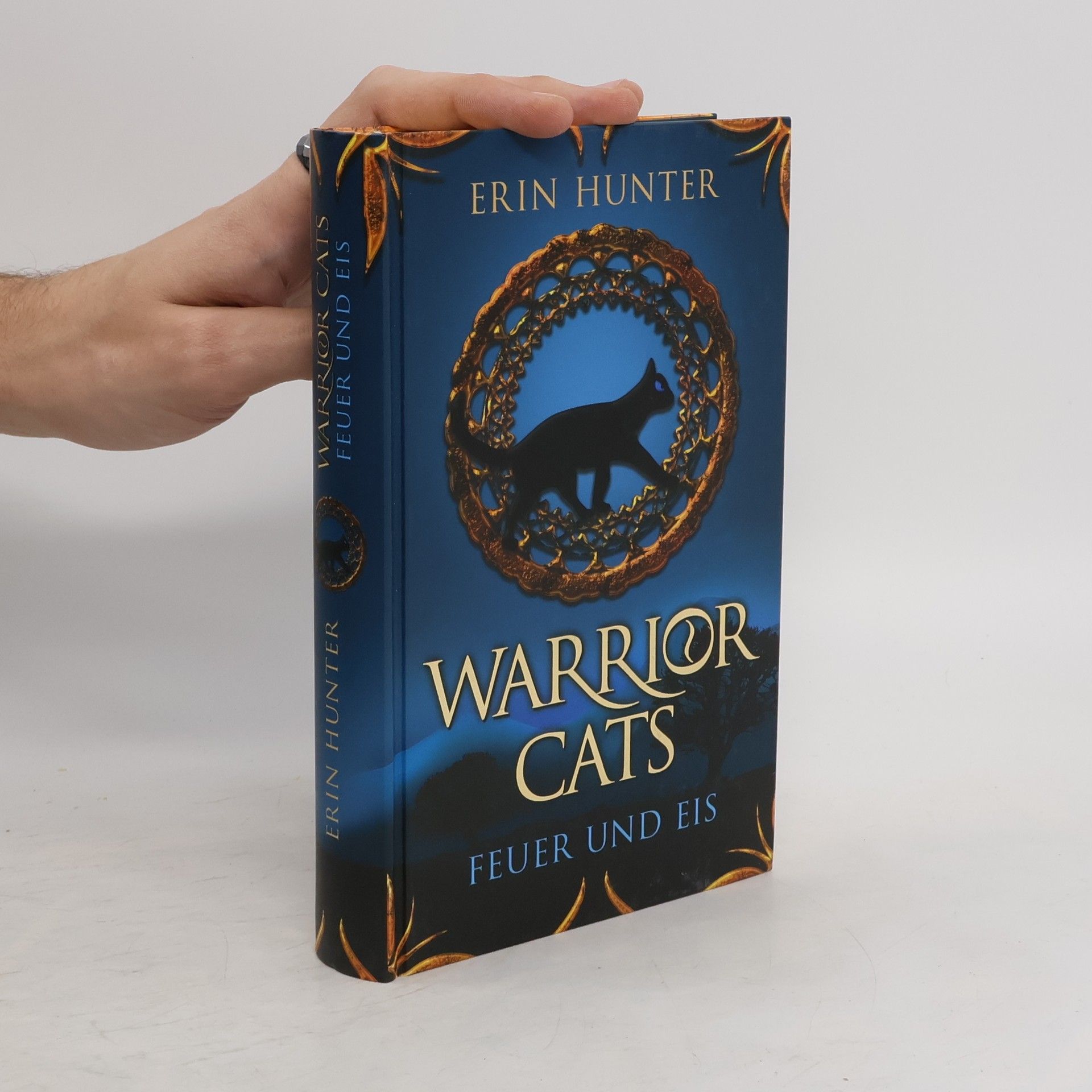 Erin Hunter Warrior Cats