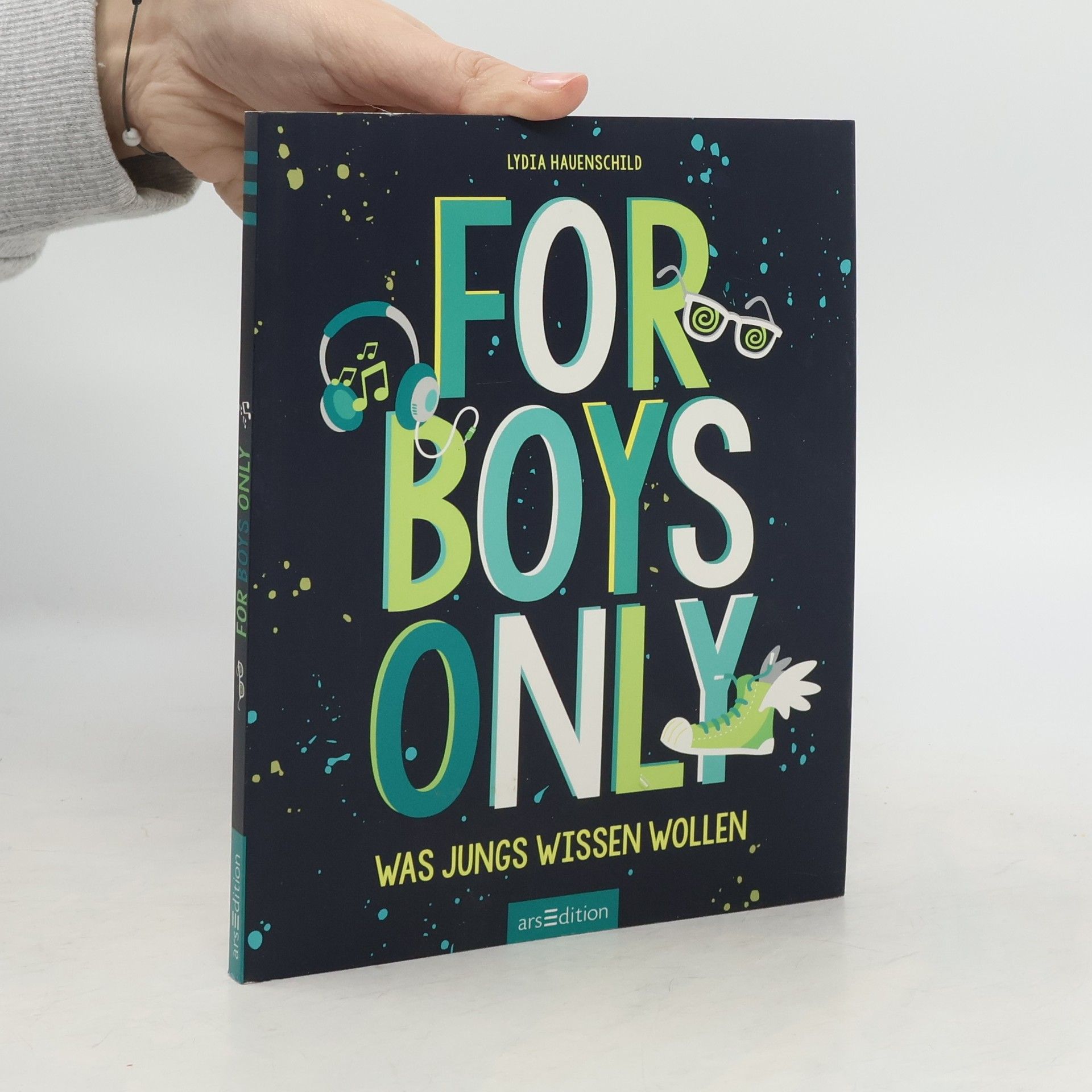 Lydia Hauenschild For boys only